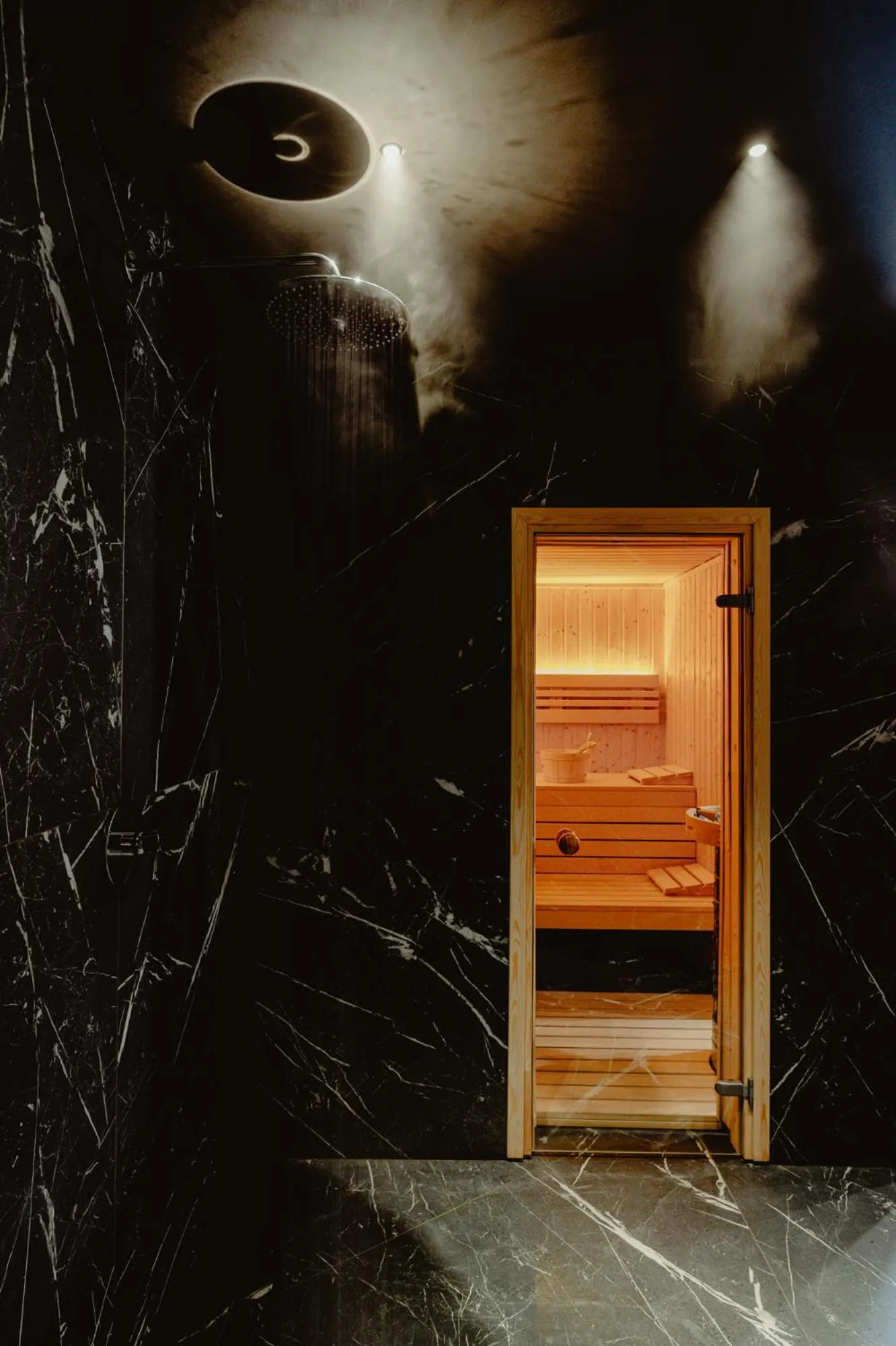 Shower in Lipowy Dwór