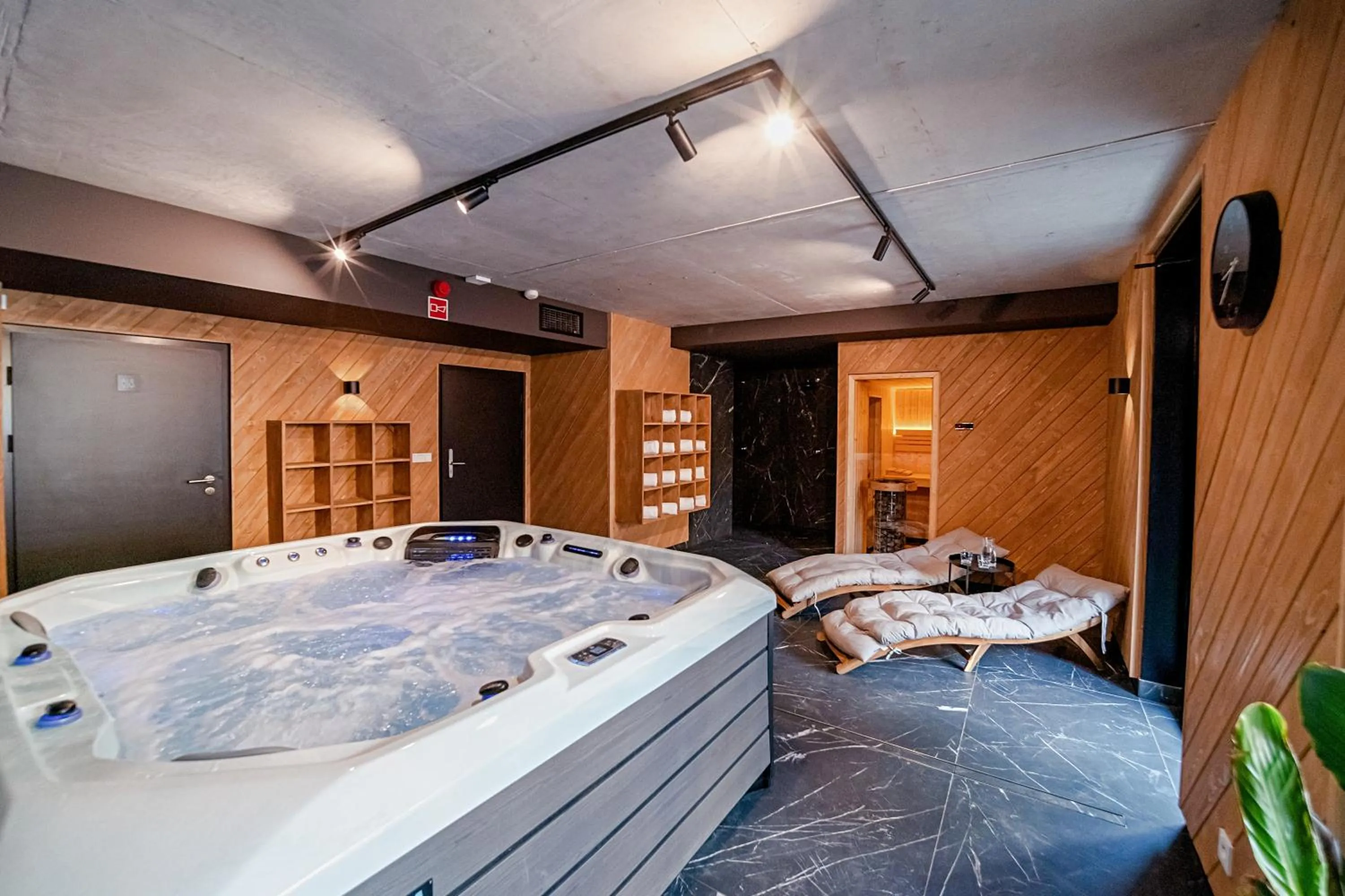 Hot Tub in Lipowy Dwór