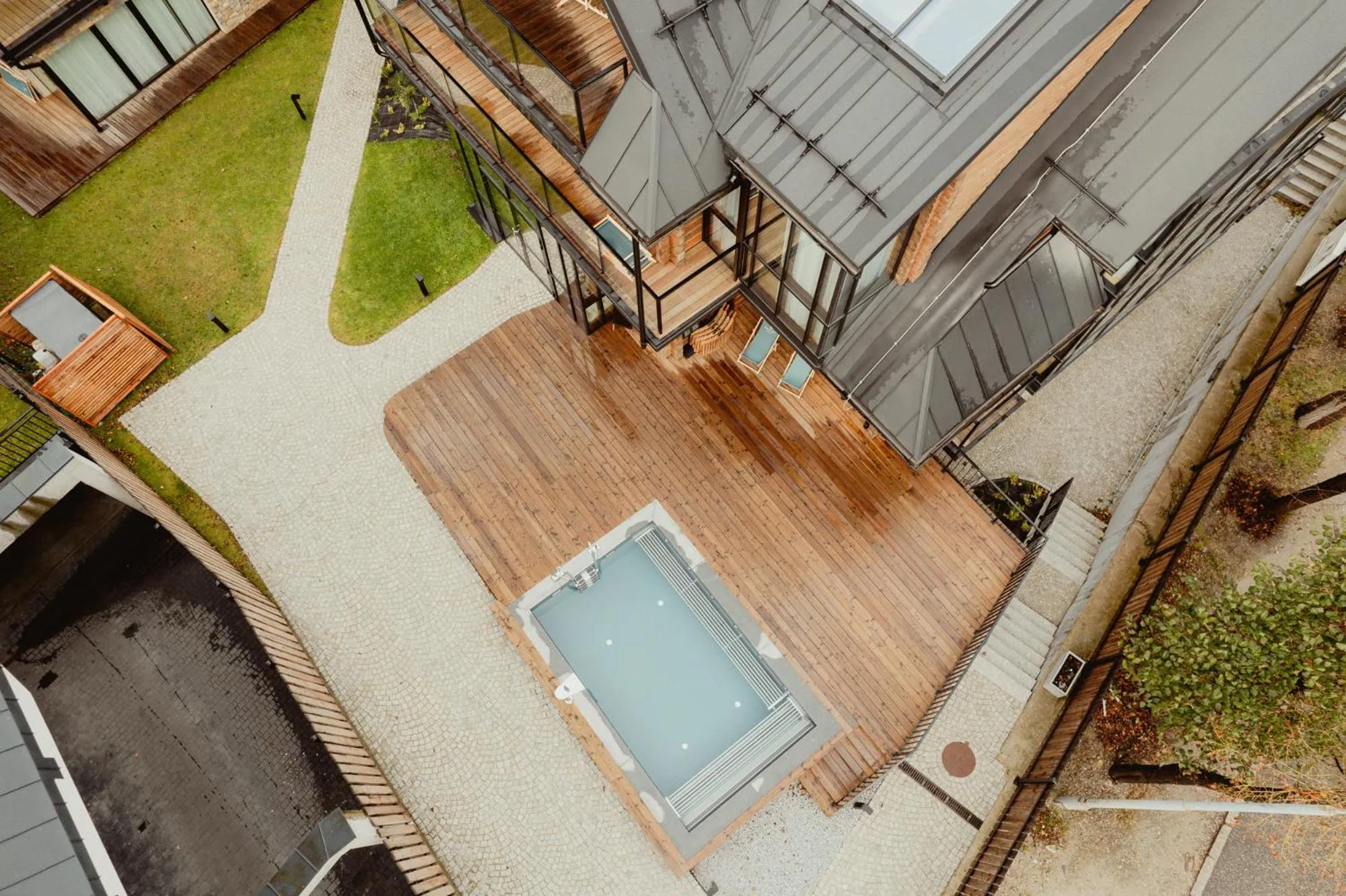 Property building in Lipowy Dwór