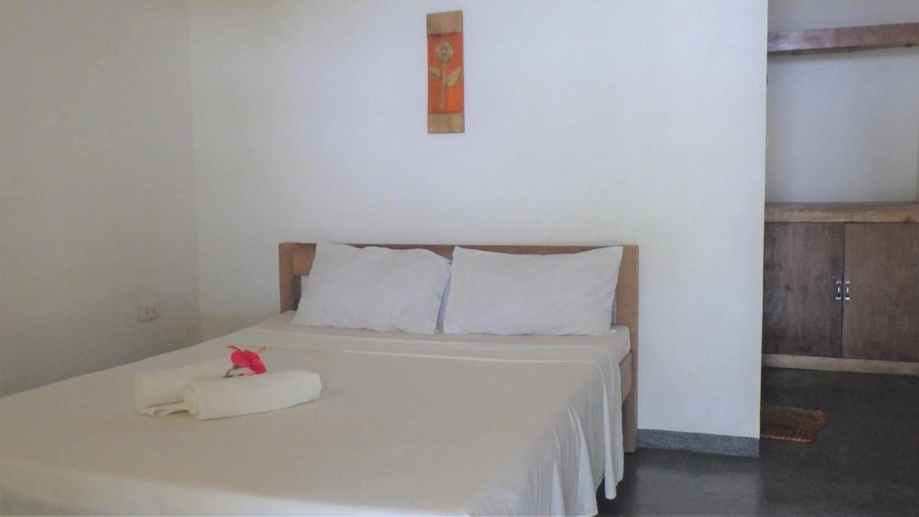 Bed in Tori's Backpacker's Paradise