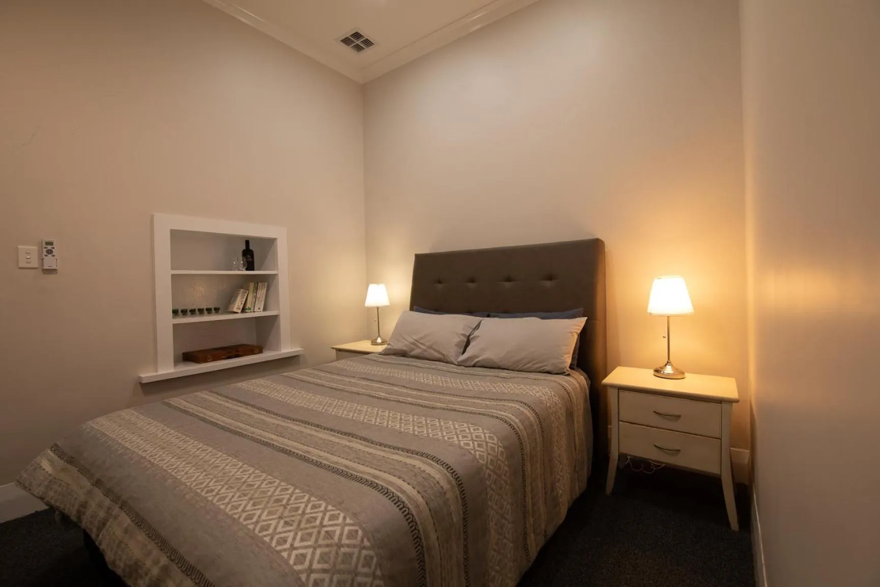 Bed in Harbour Mannum