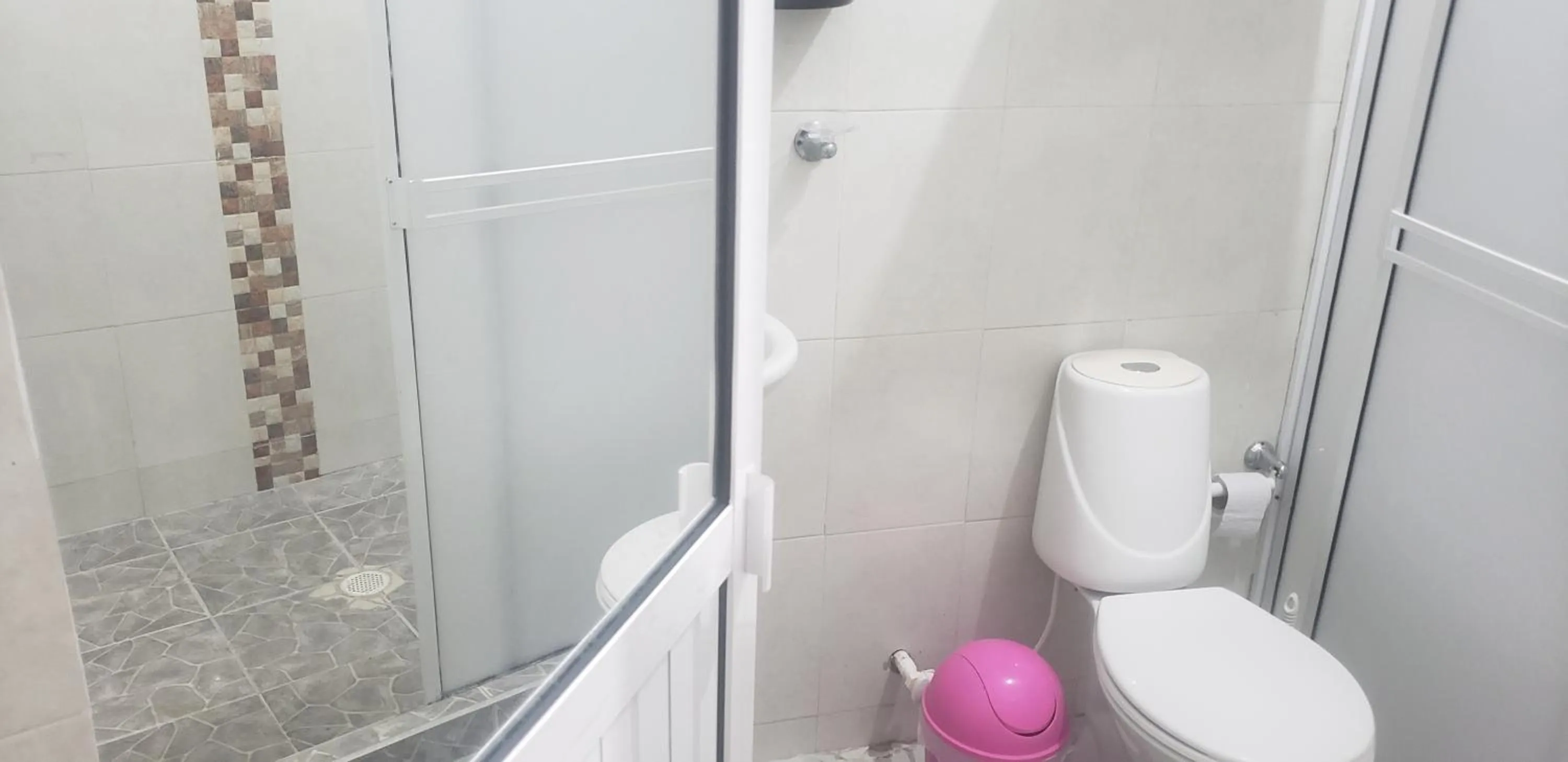 Bathroom in Mom's house Colombia