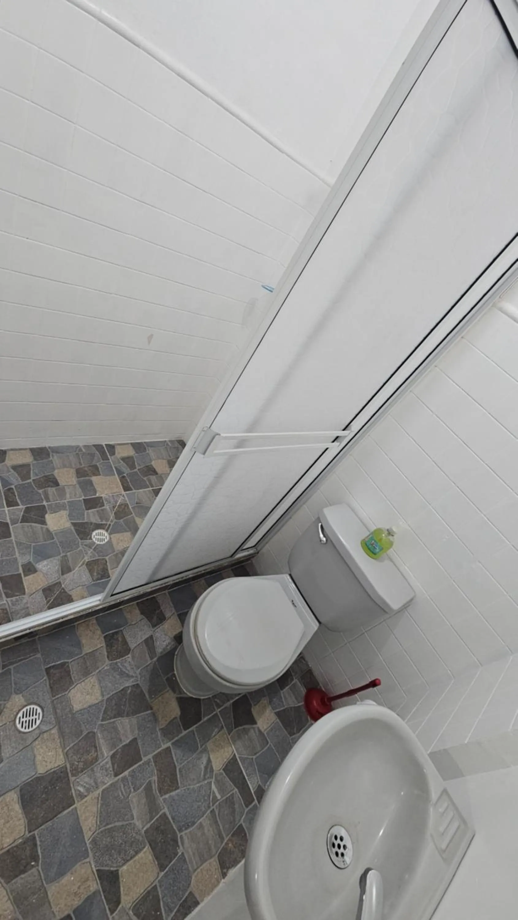 Shower in Mom's house Colombia