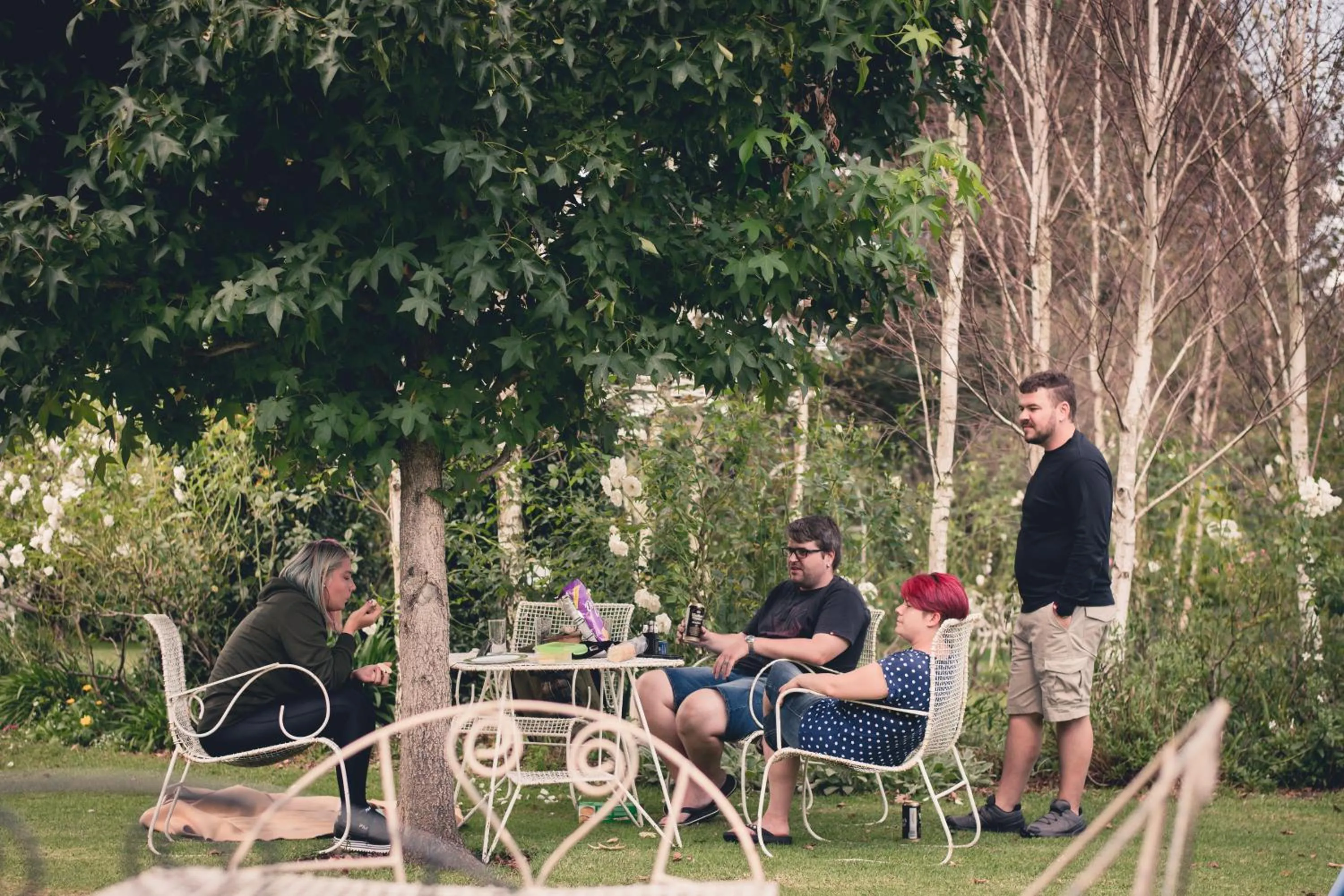 Restaurant/places to eat in Green Lantern Inn