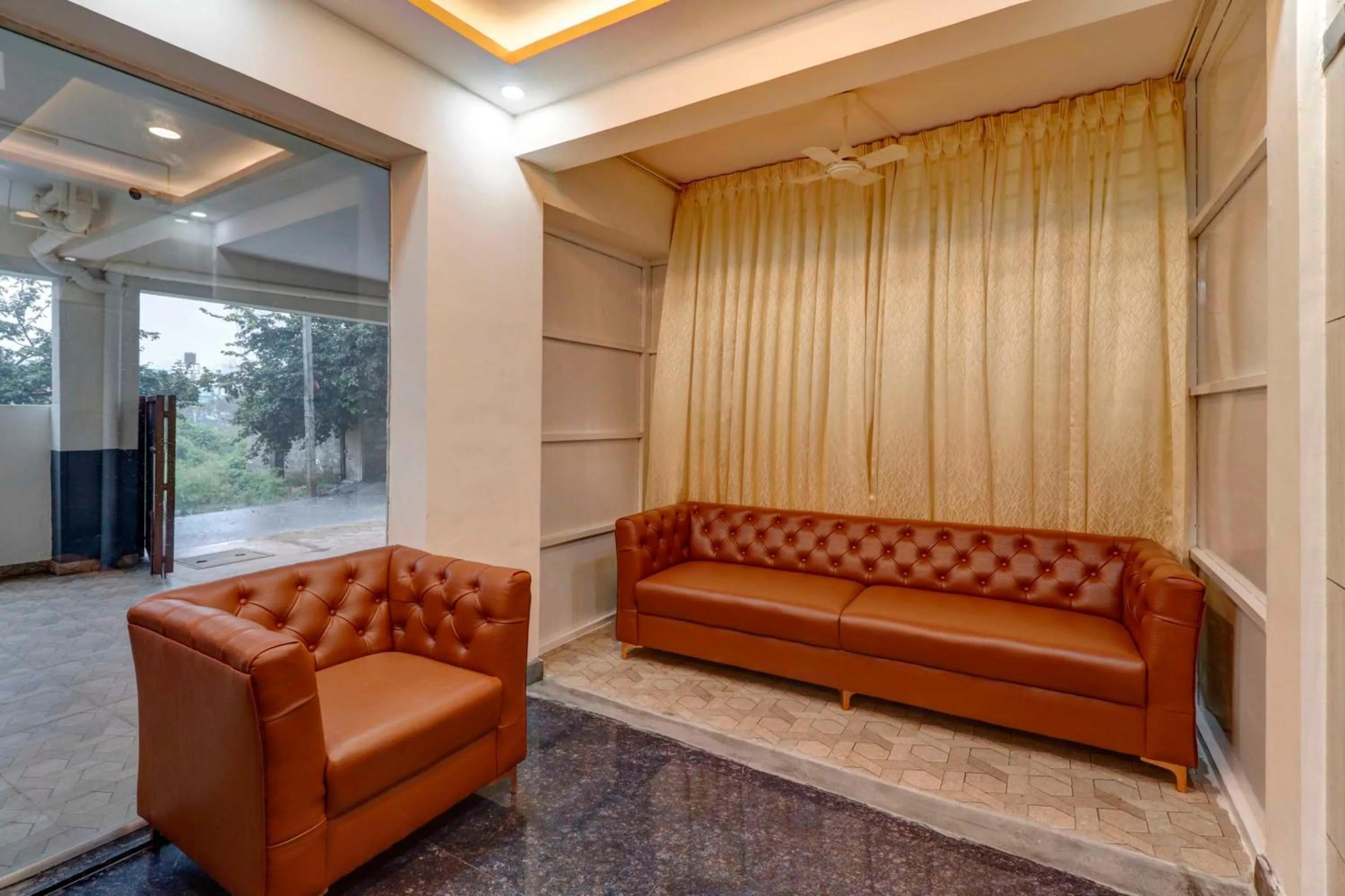 Lobby or reception in Collection O Global Stay Near Kengeri Bus Terminal Metro Station