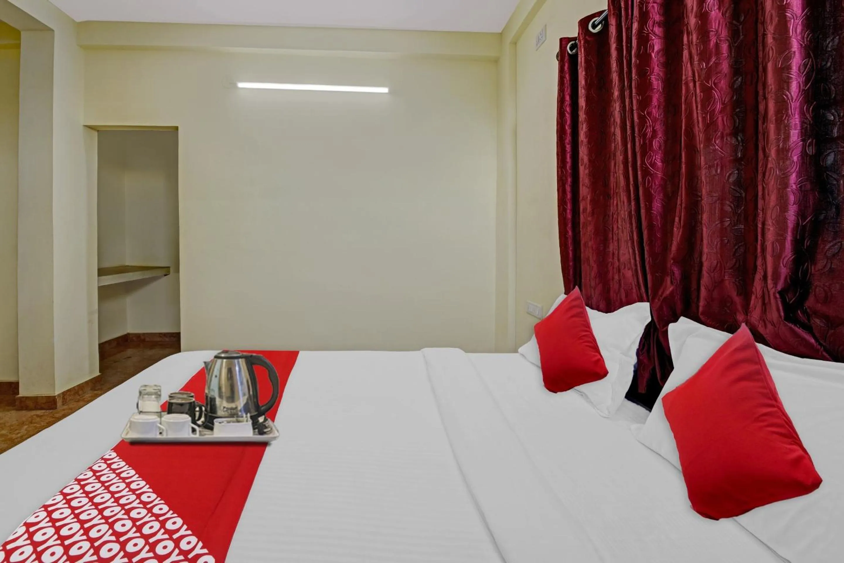 Bedroom in Hotel O Honnagiri Residency