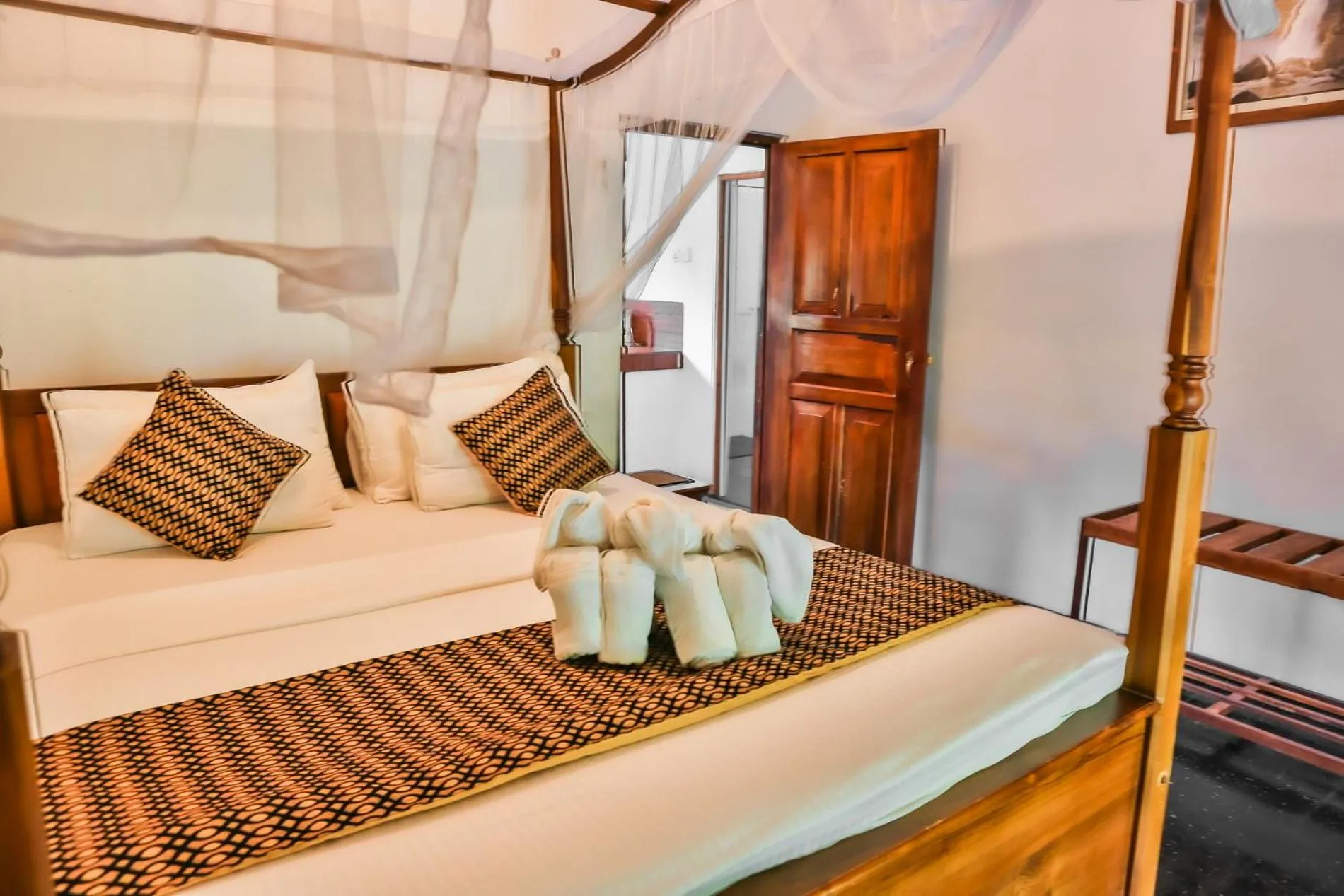 Bed in Villa 80