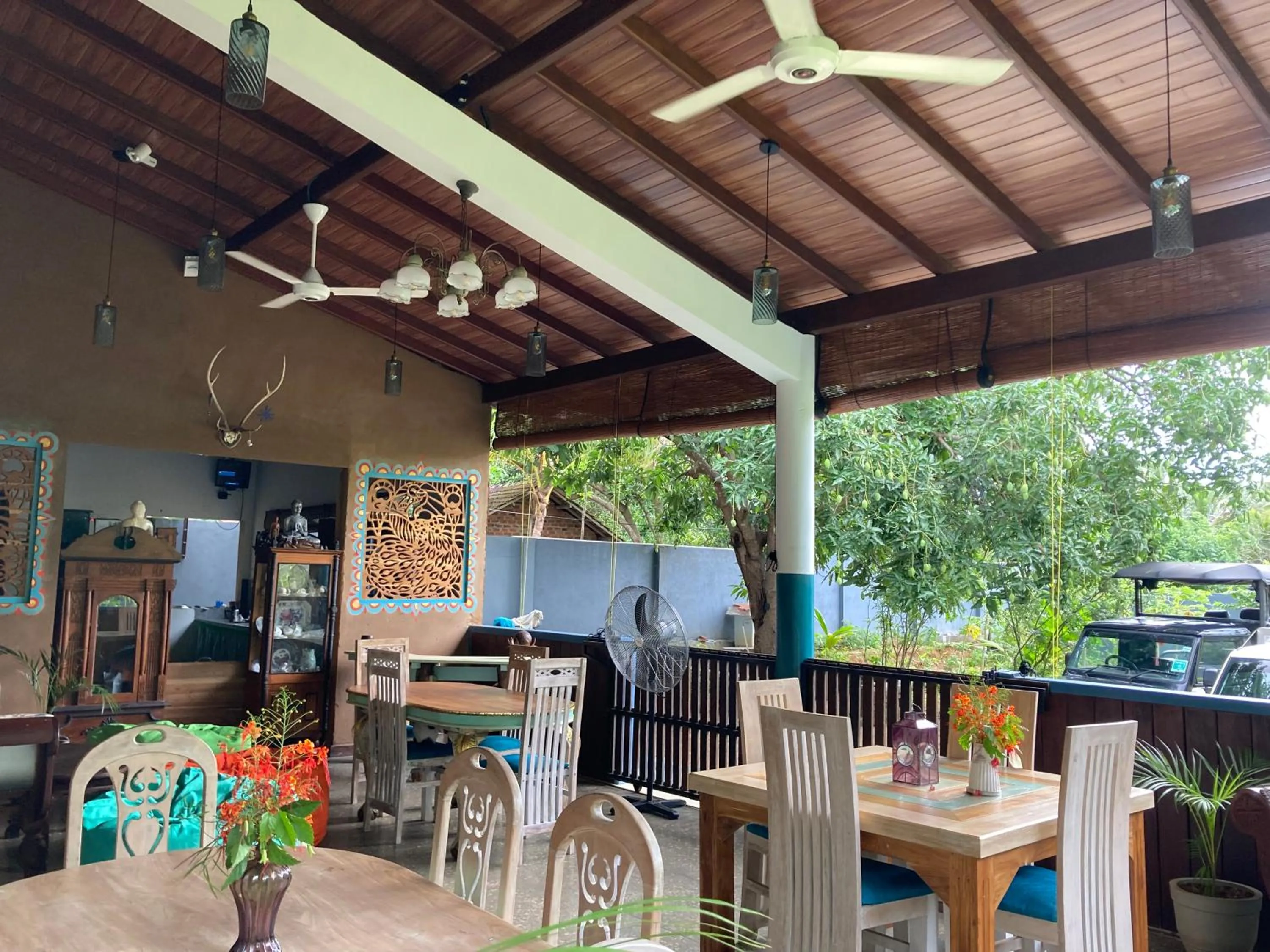 Restaurant/places to eat in Amba Kola Udawalawa