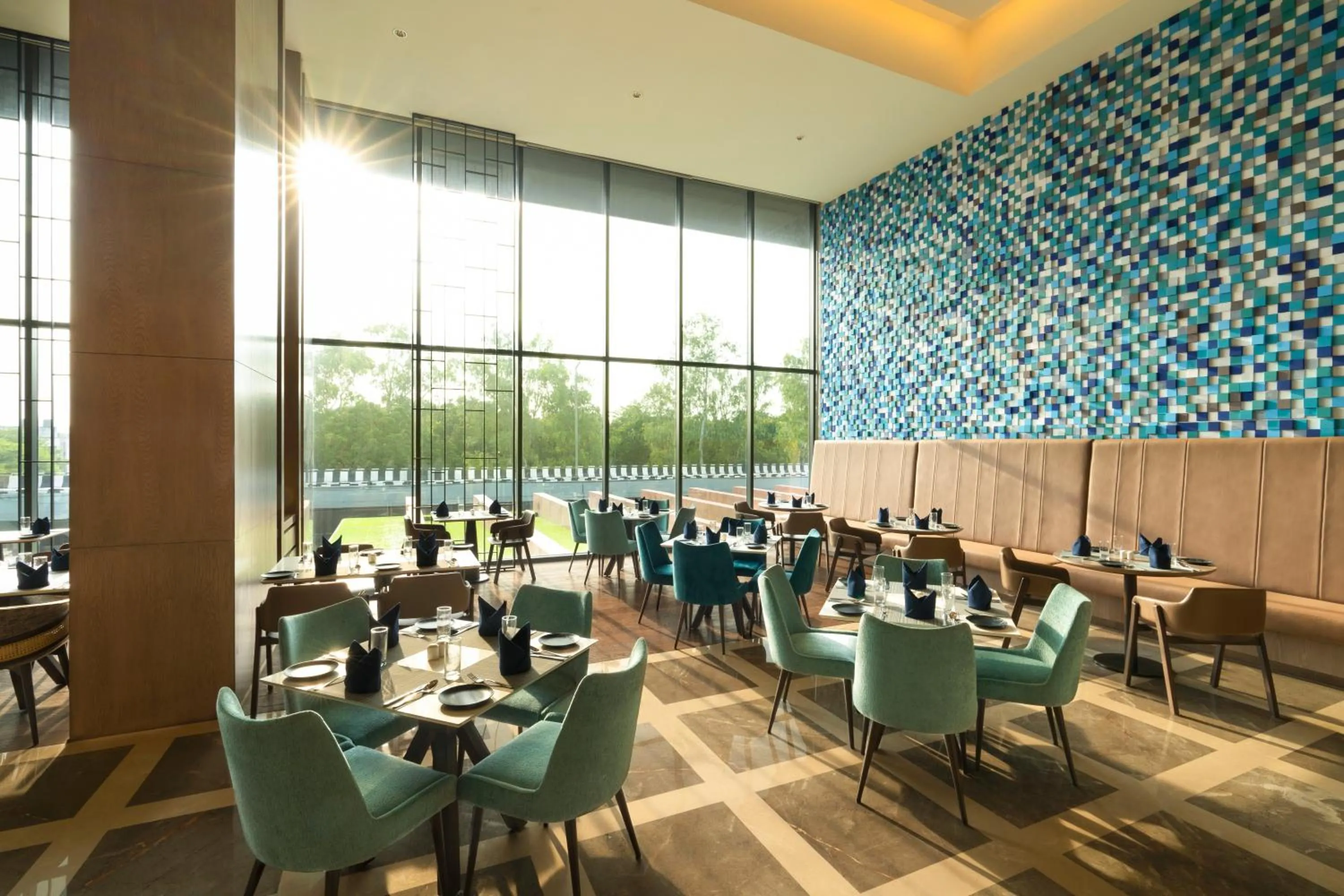 Restaurant/places to eat in Hyatt Place Bharuch