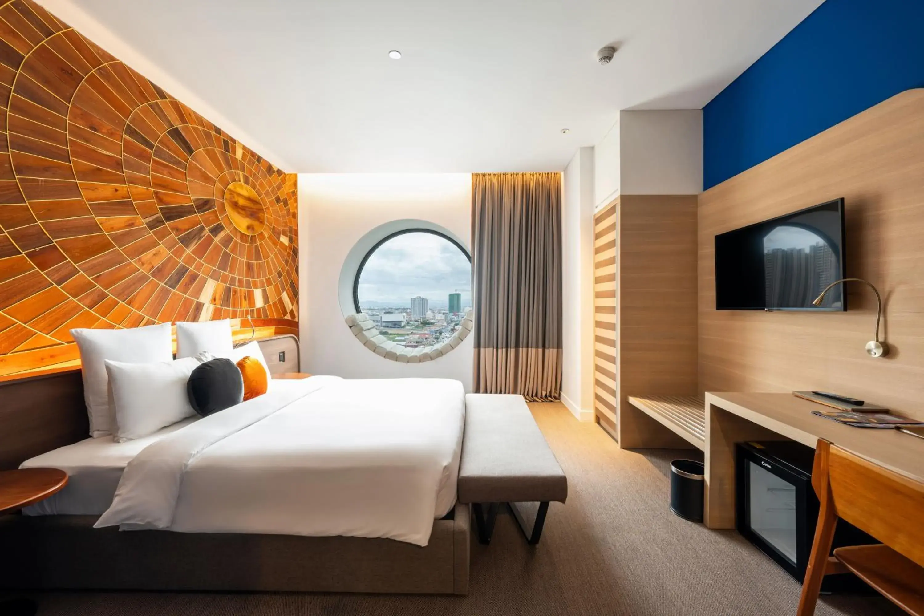 Deluxe King Bed in SUN & MOON, Riverside Hotel Deluxe King Bed in SUN & MOON, Riverside Hotel