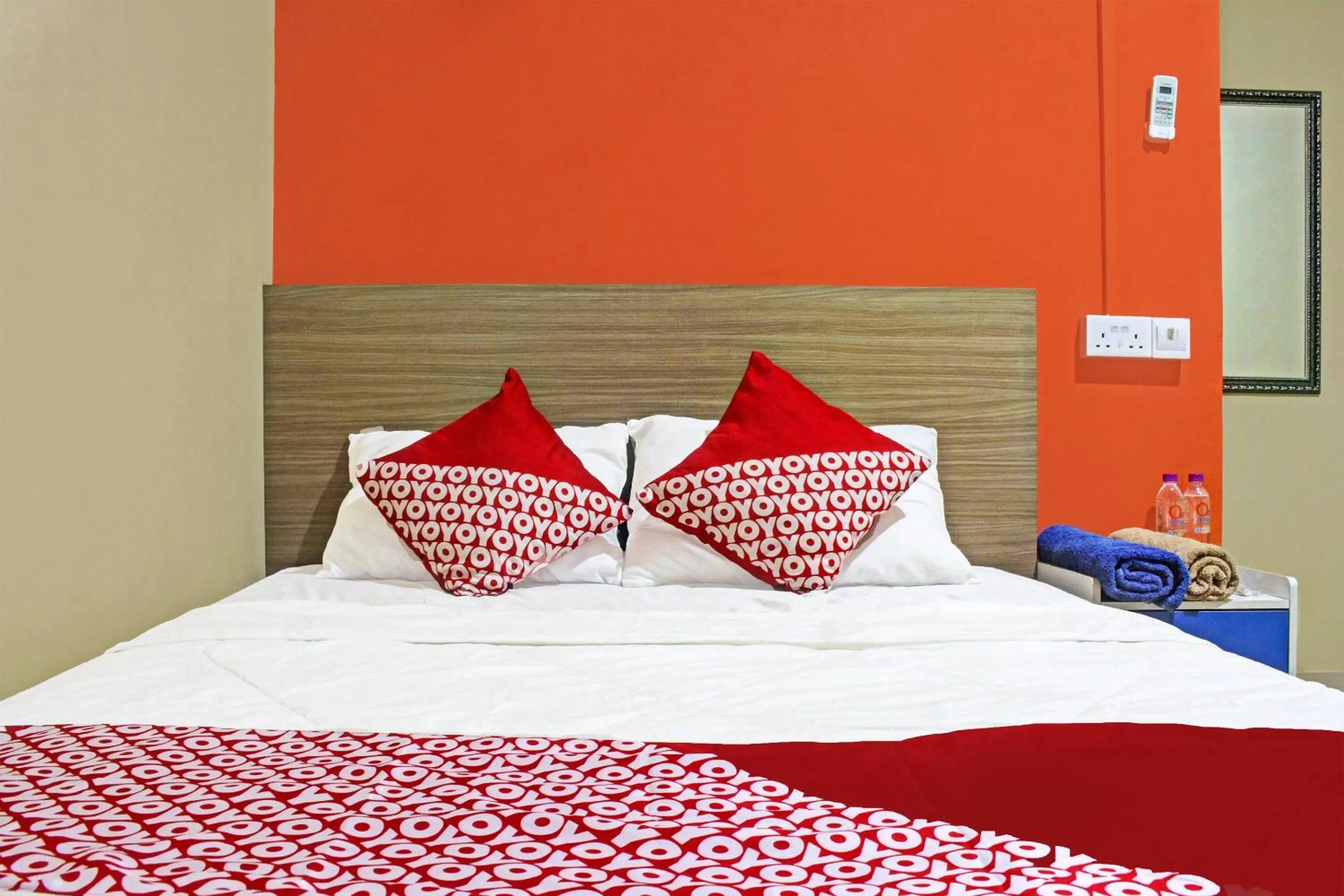 Bedroom, Bed in Hotel O Homestay Daniel 76NearTaman Hijau Karimun