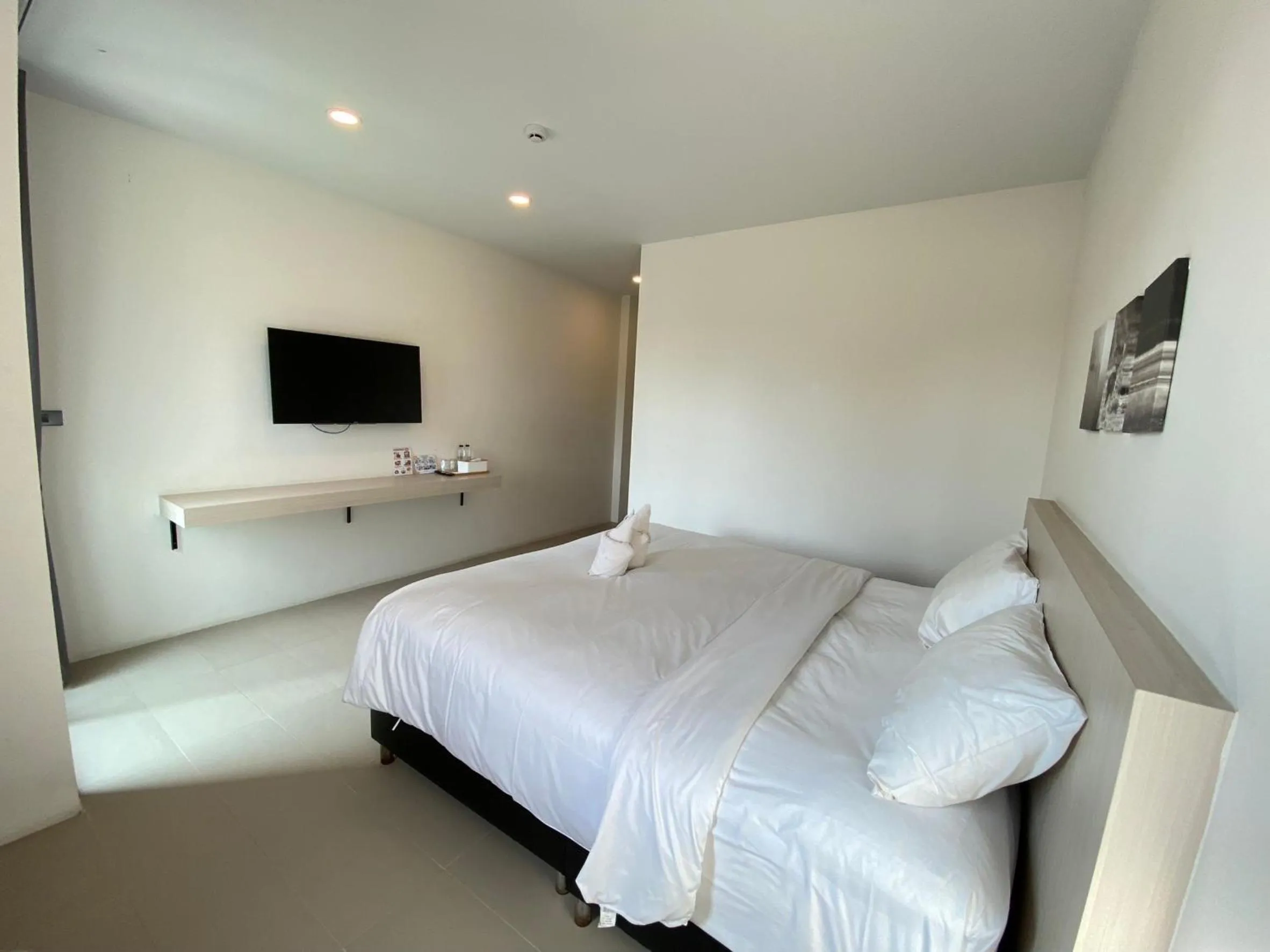 Bed in Double J Hotel