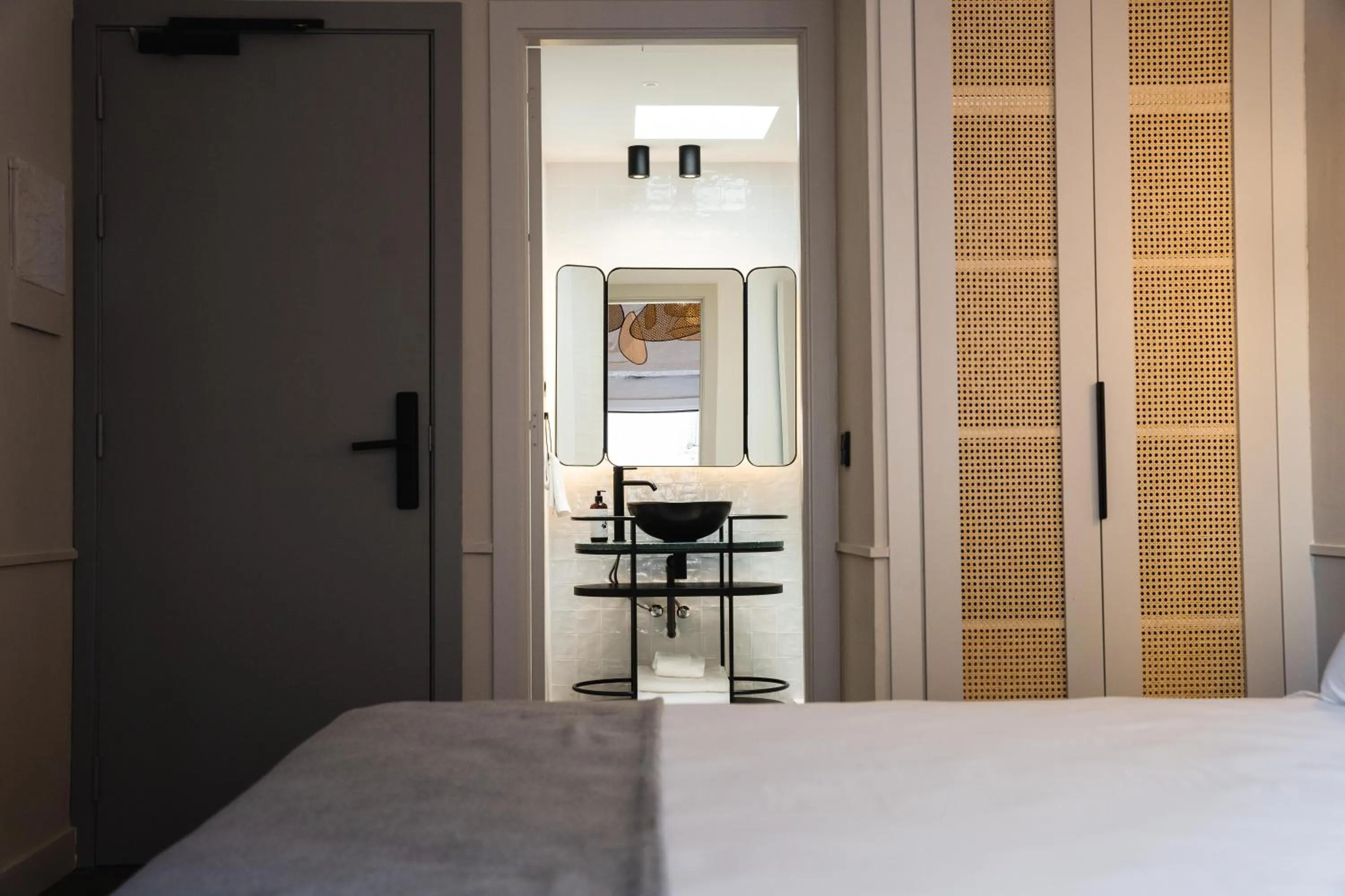 Bedroom, Bed in ORA Hotel Priorat, a Member of Design Hotels