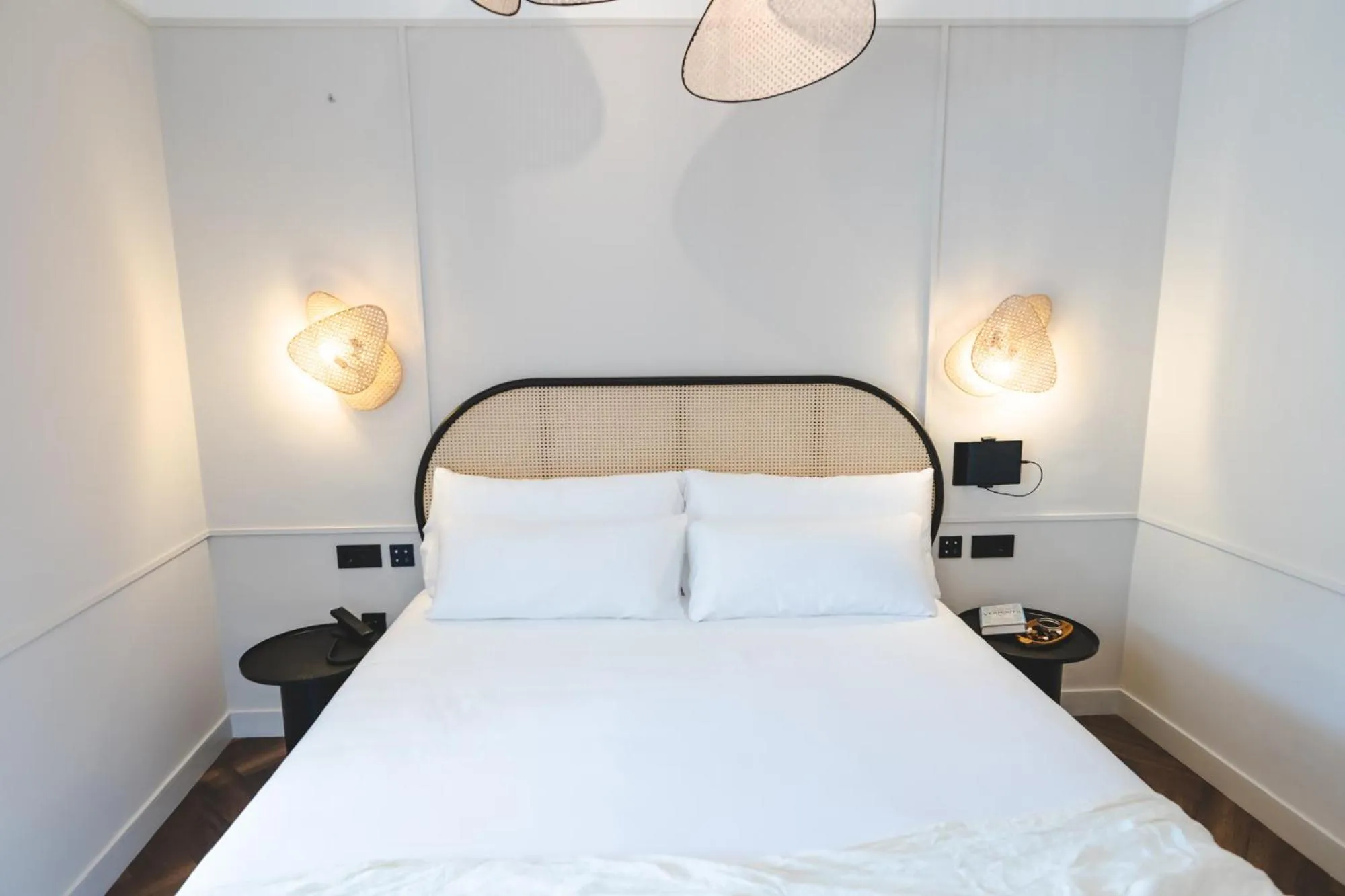 Bed in ORA Hotel Priorat, a Member of Design Hotels