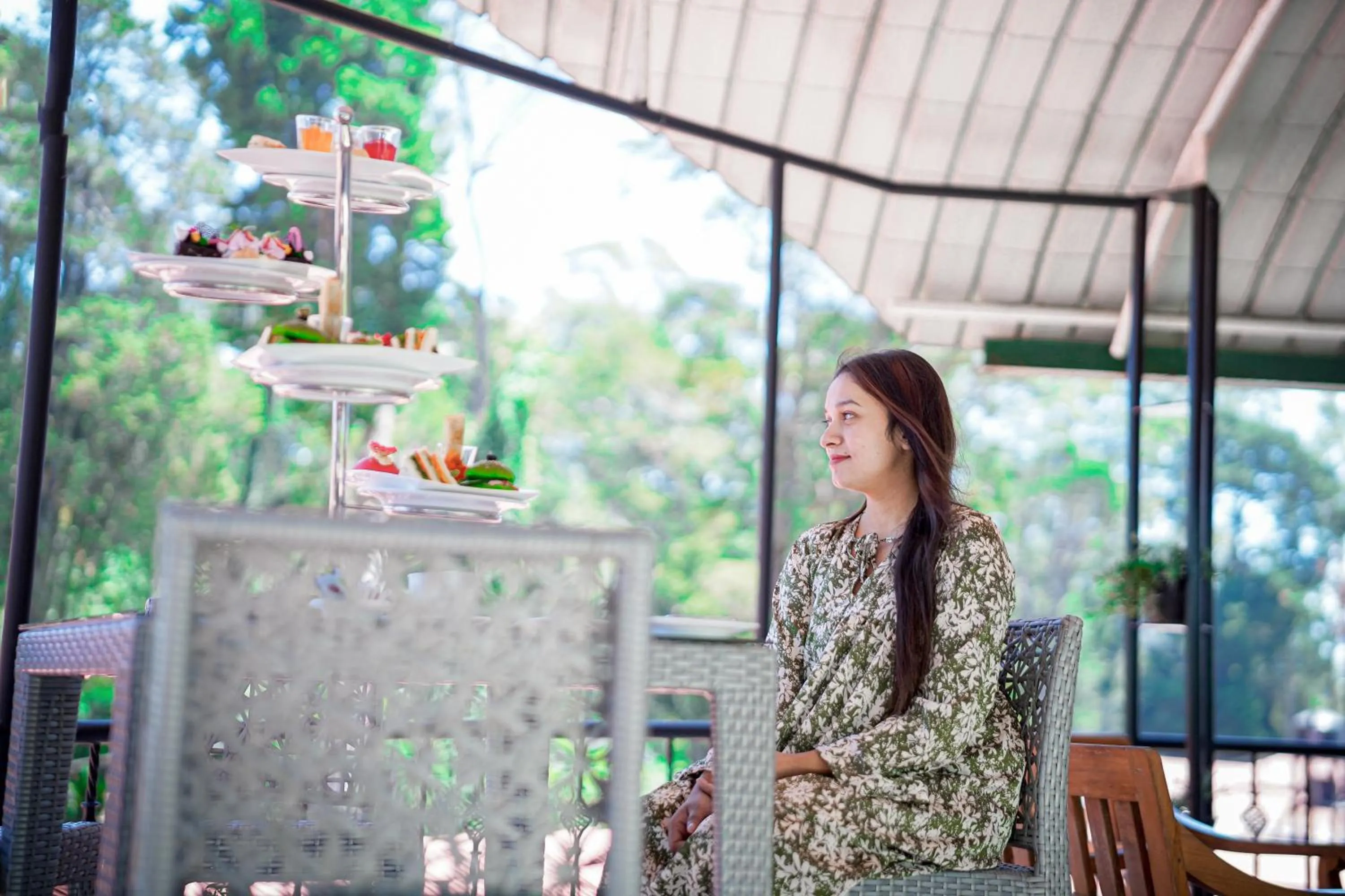 Dining area in Araliya Green Hills - Where Historic Charm Mingles with Natural Beauty