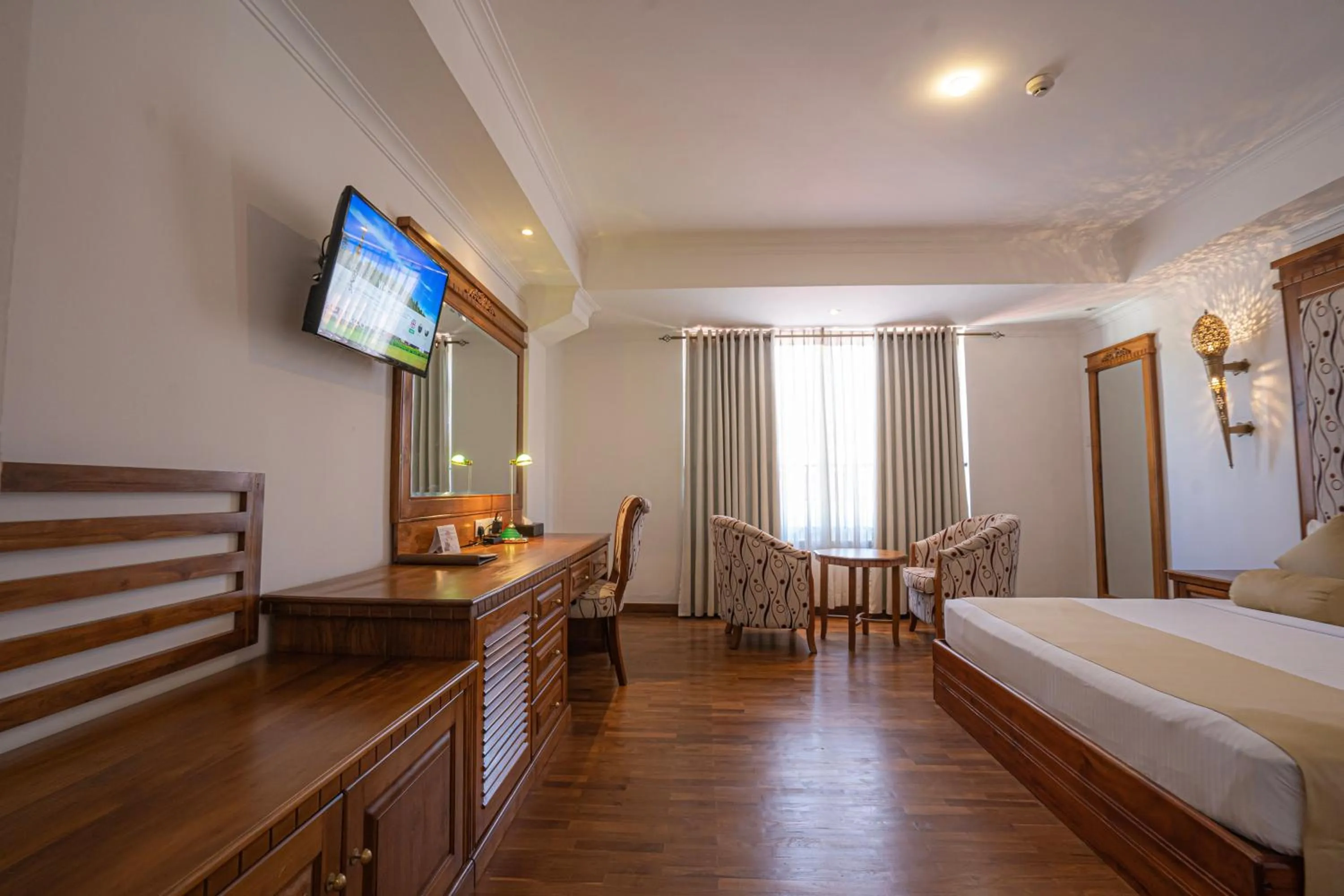 TV and multimedia, Bed in Araliya Green Hills - Where Historic Charm Mingles with Natural Beauty