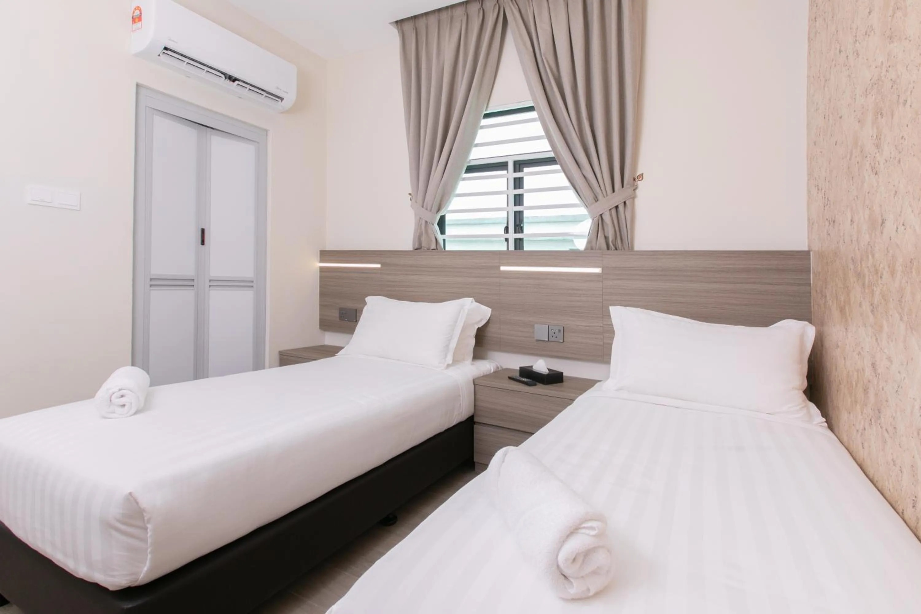 Bedroom, Bed in E Hotel Kulim