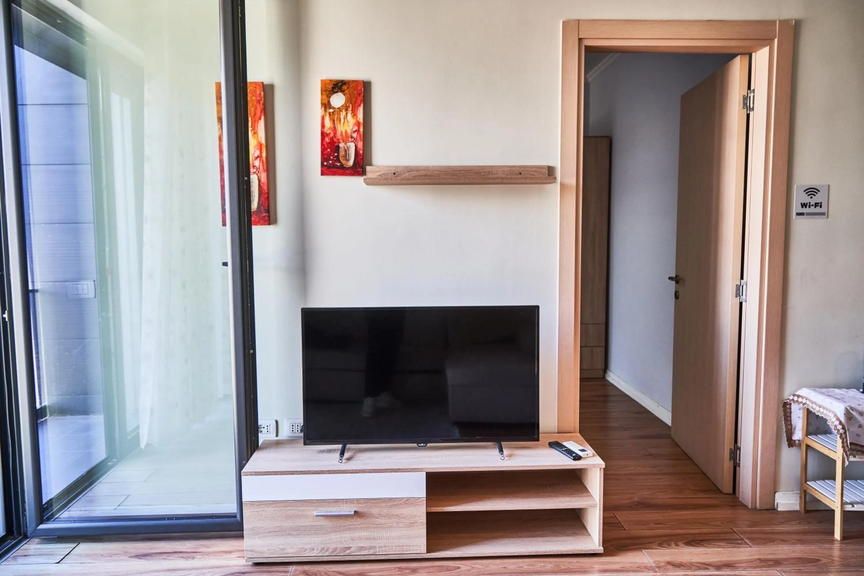 TV and multimedia in Kalpazo Home Tirana 21