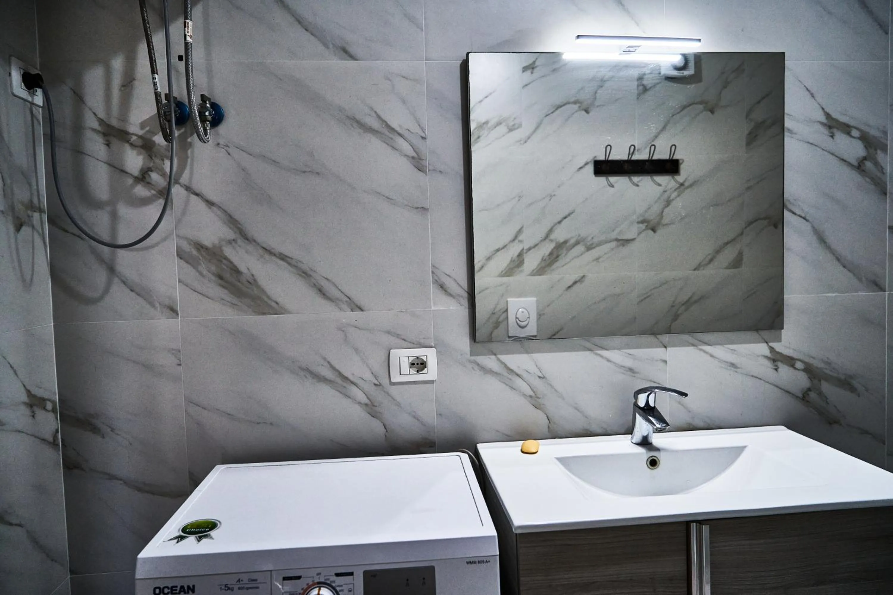 Bathroom in Kalpazo Home Tirana 21