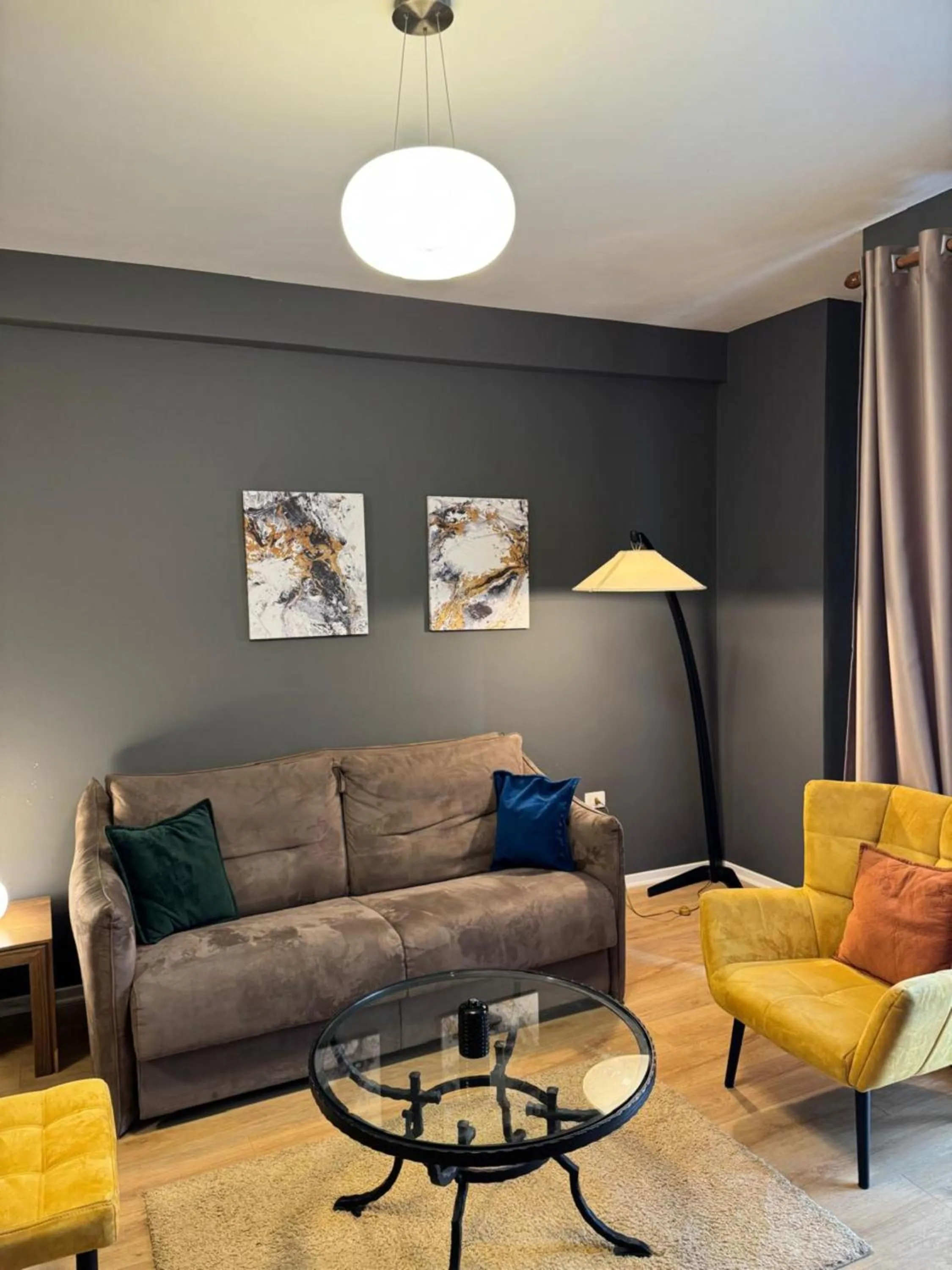 Living room in Kalpazo Home Tirana 21