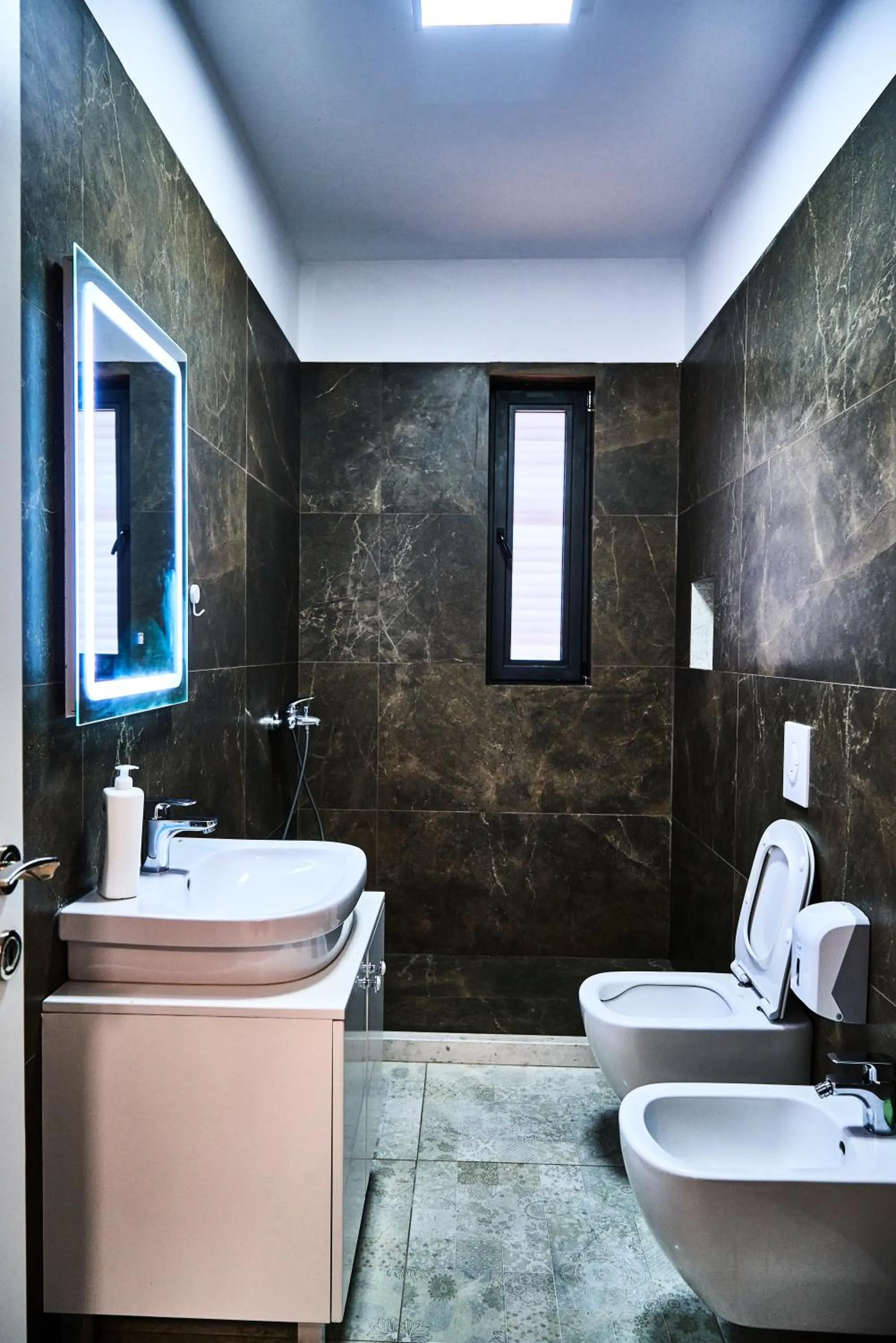 Bathroom in Kalpazo Home Tirana 21