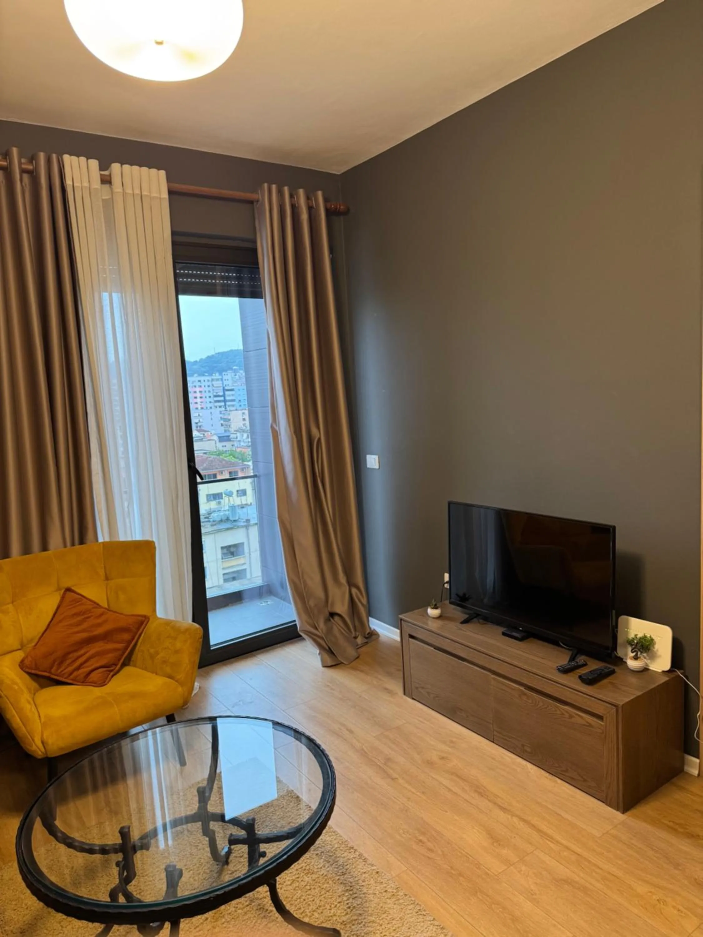 TV and multimedia in Kalpazo Home Tirana 21