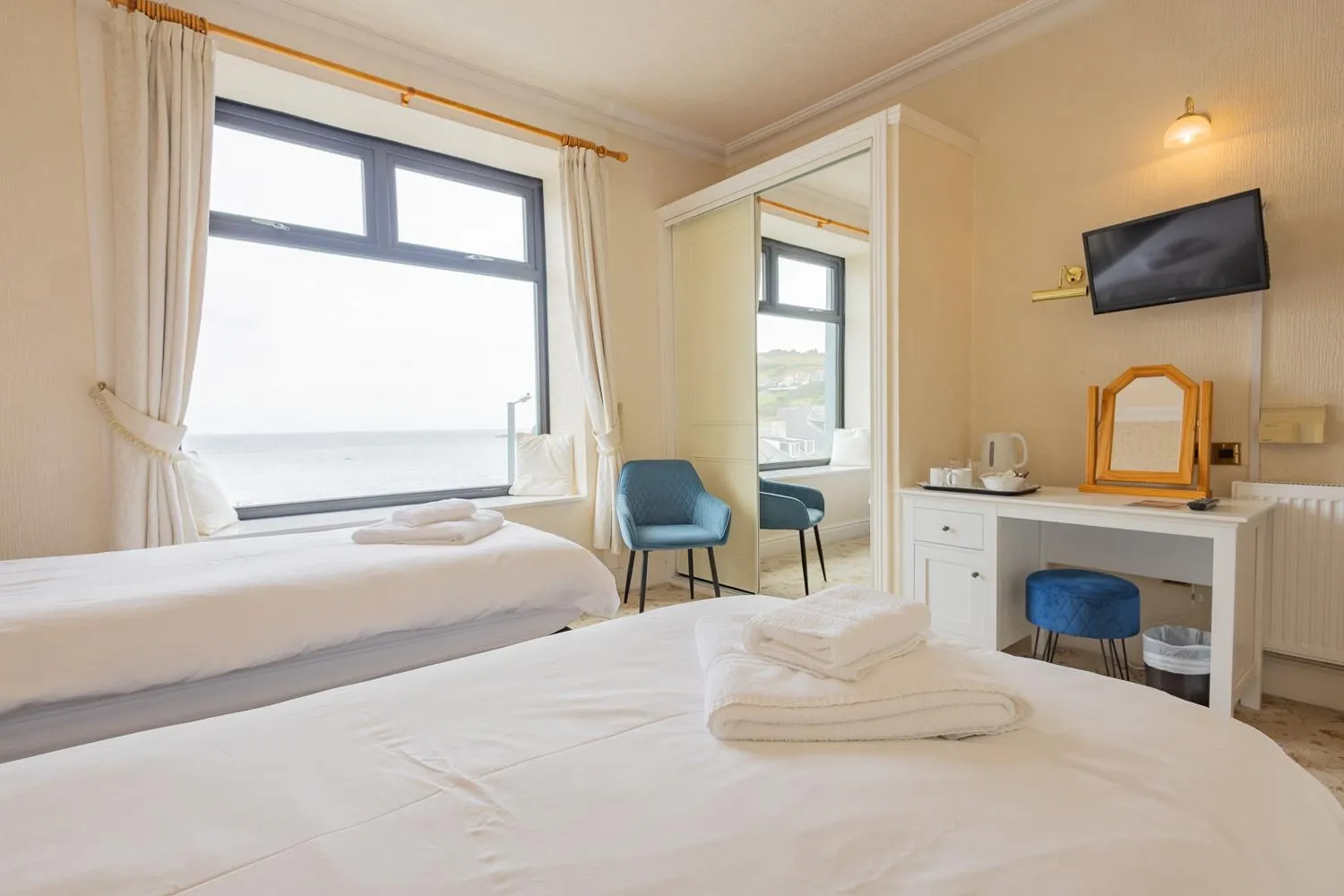 Bed in Falcon's Nest Hotel