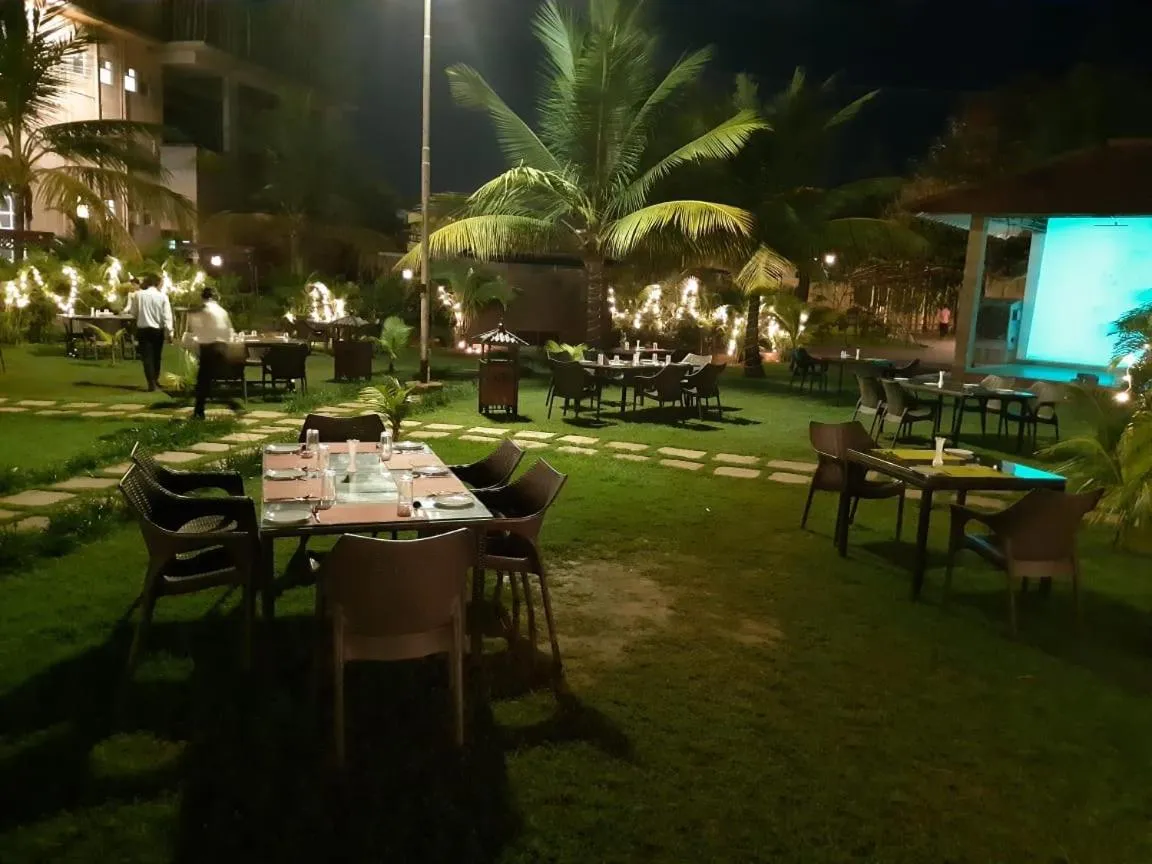 Garden in TGN SUITES - HOTEL