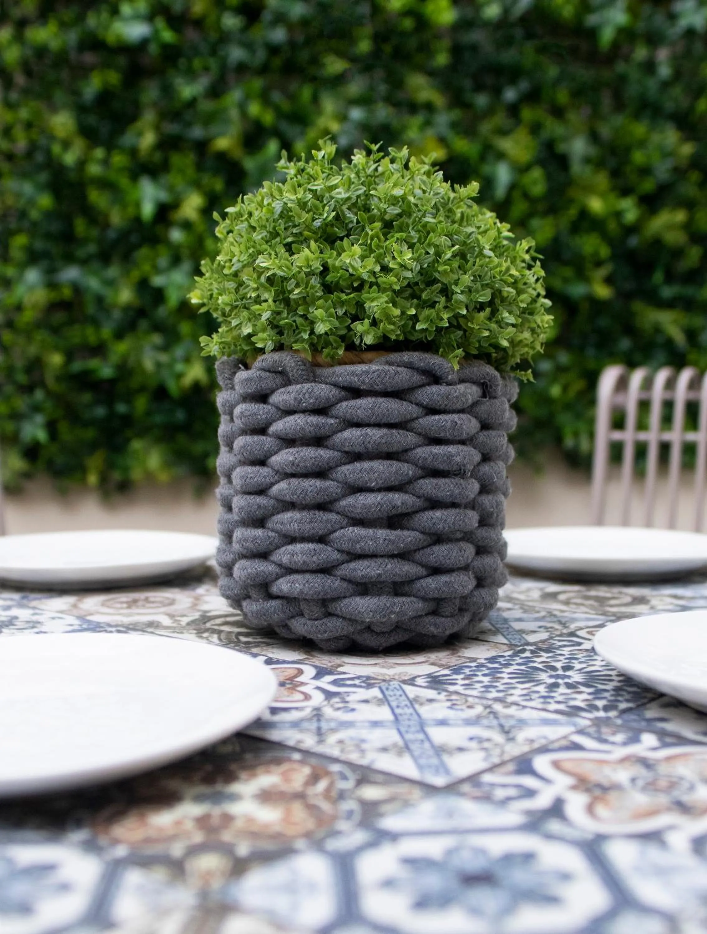 Dining area in The Belfast Boutique Central Cozy