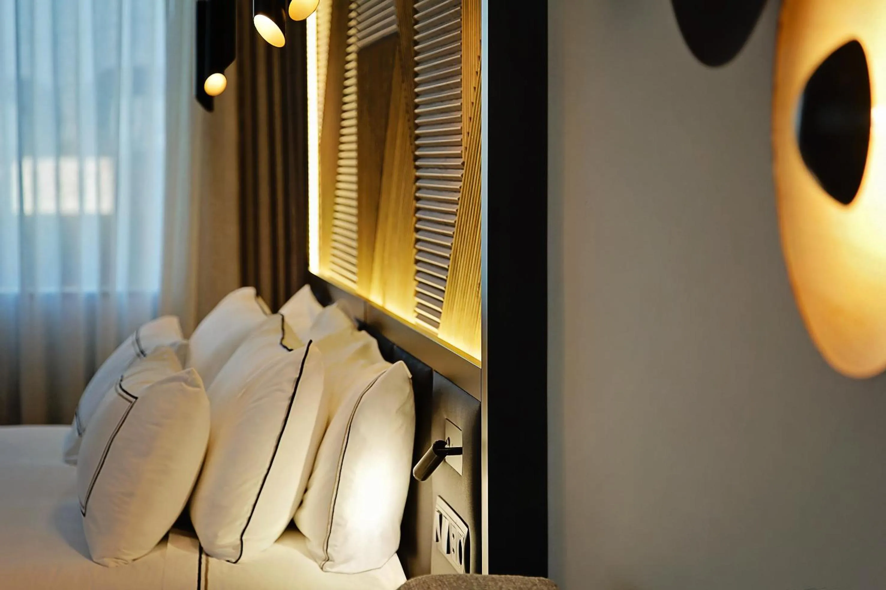 Bed in Melia Avenida de America