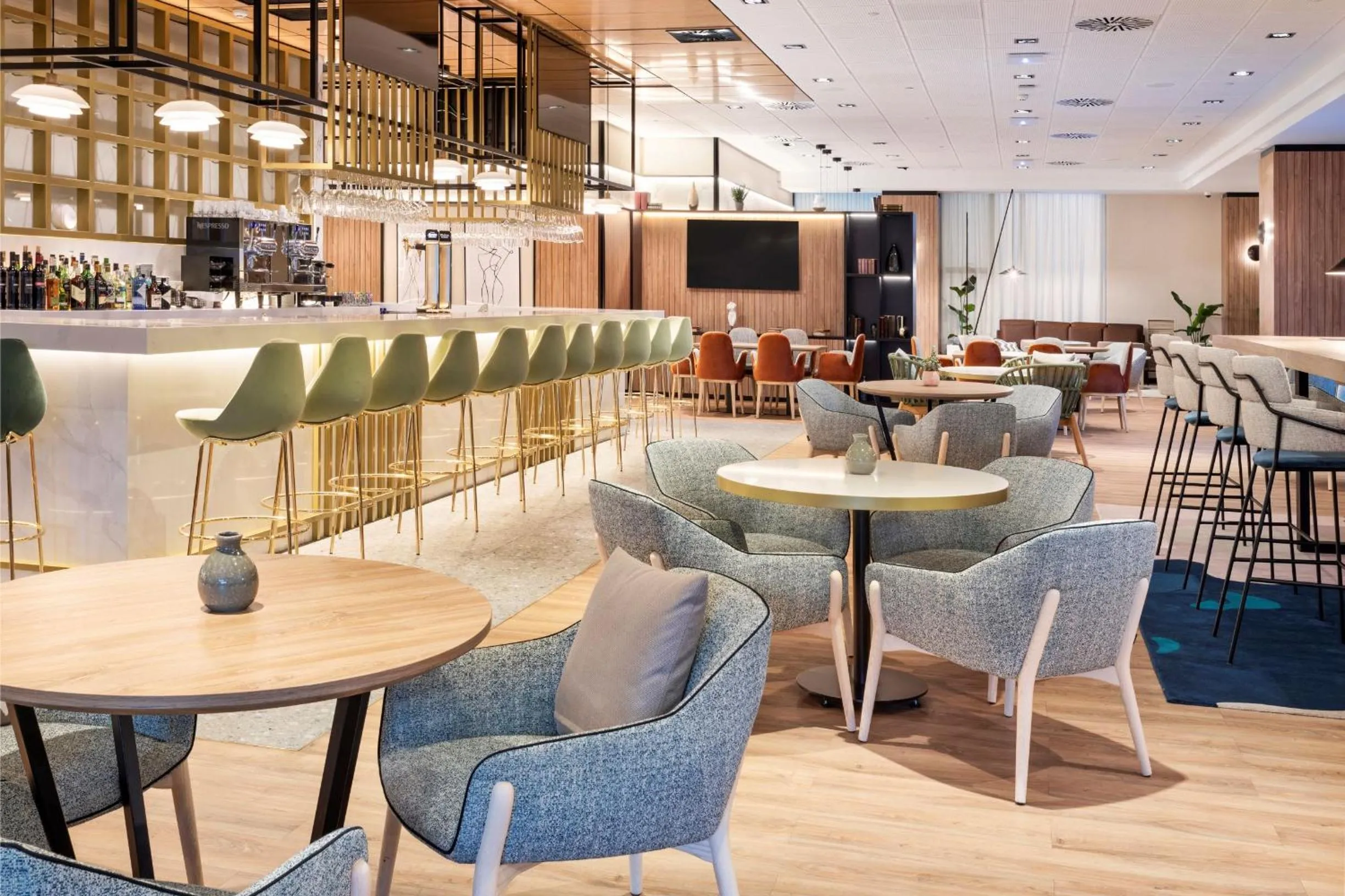 Lounge or bar in Melia Avenida de America