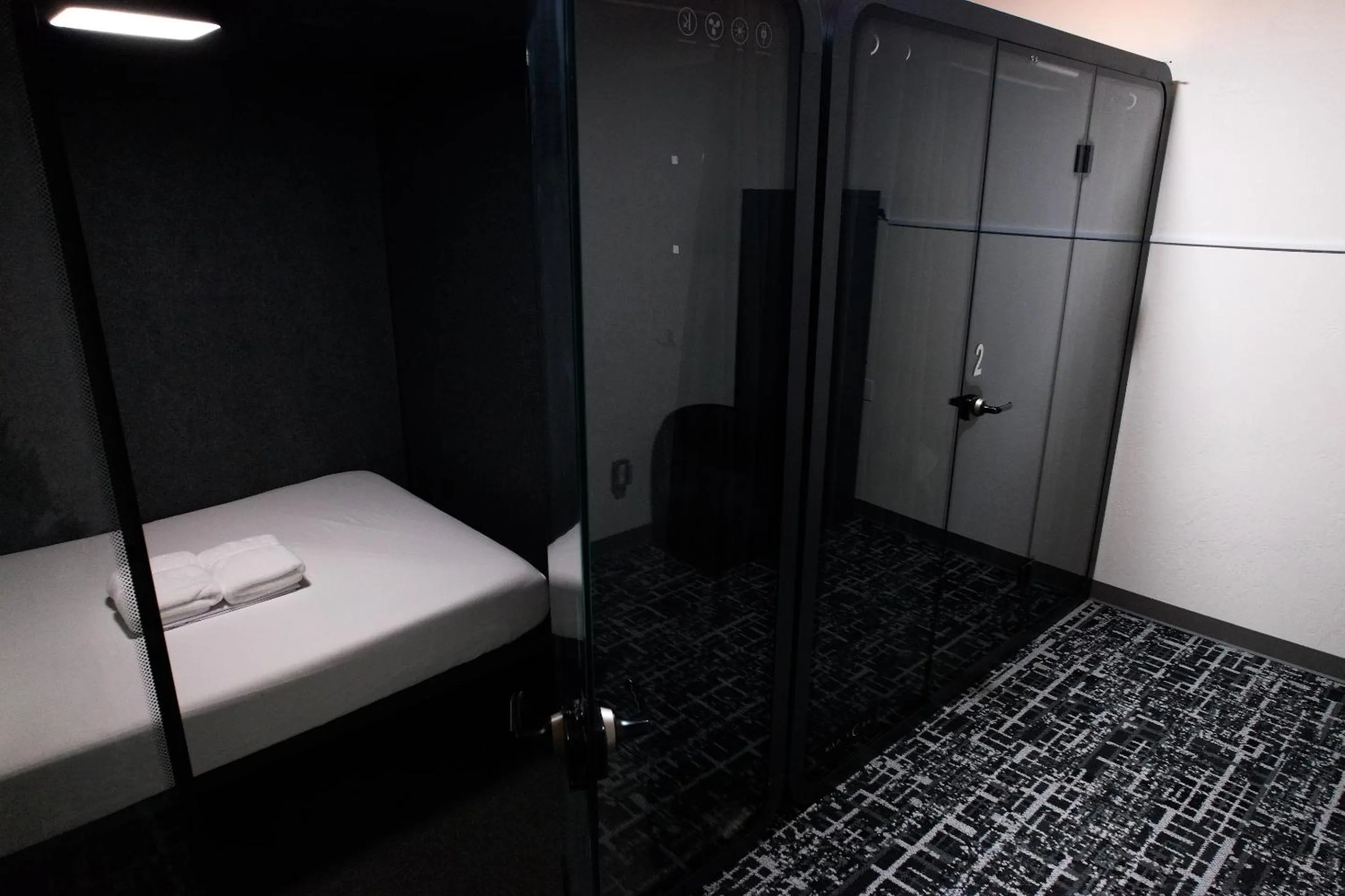 Bed in Nap York San Francisco Sleep Station