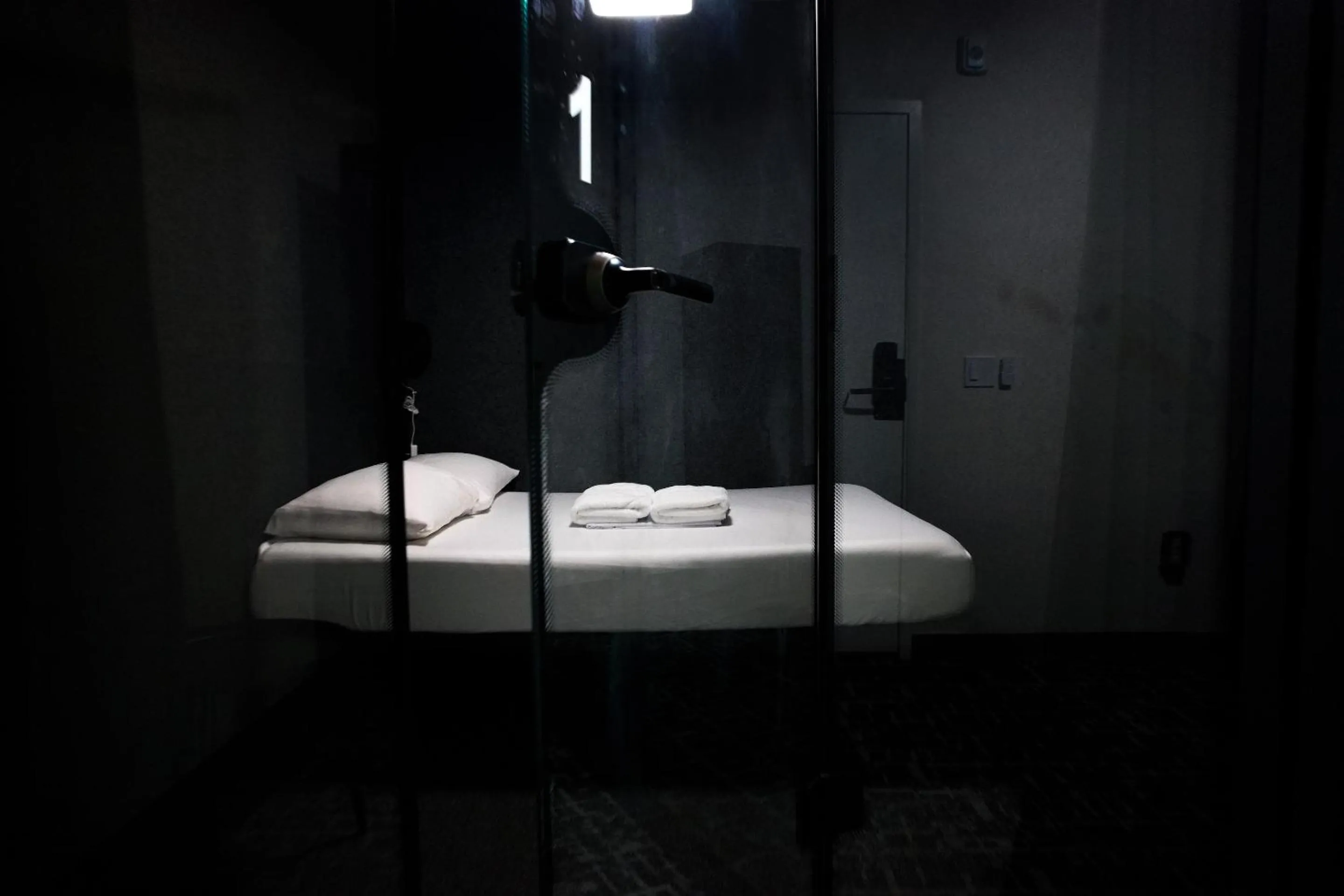 Bed in Nap York San Francisco Sleep Station