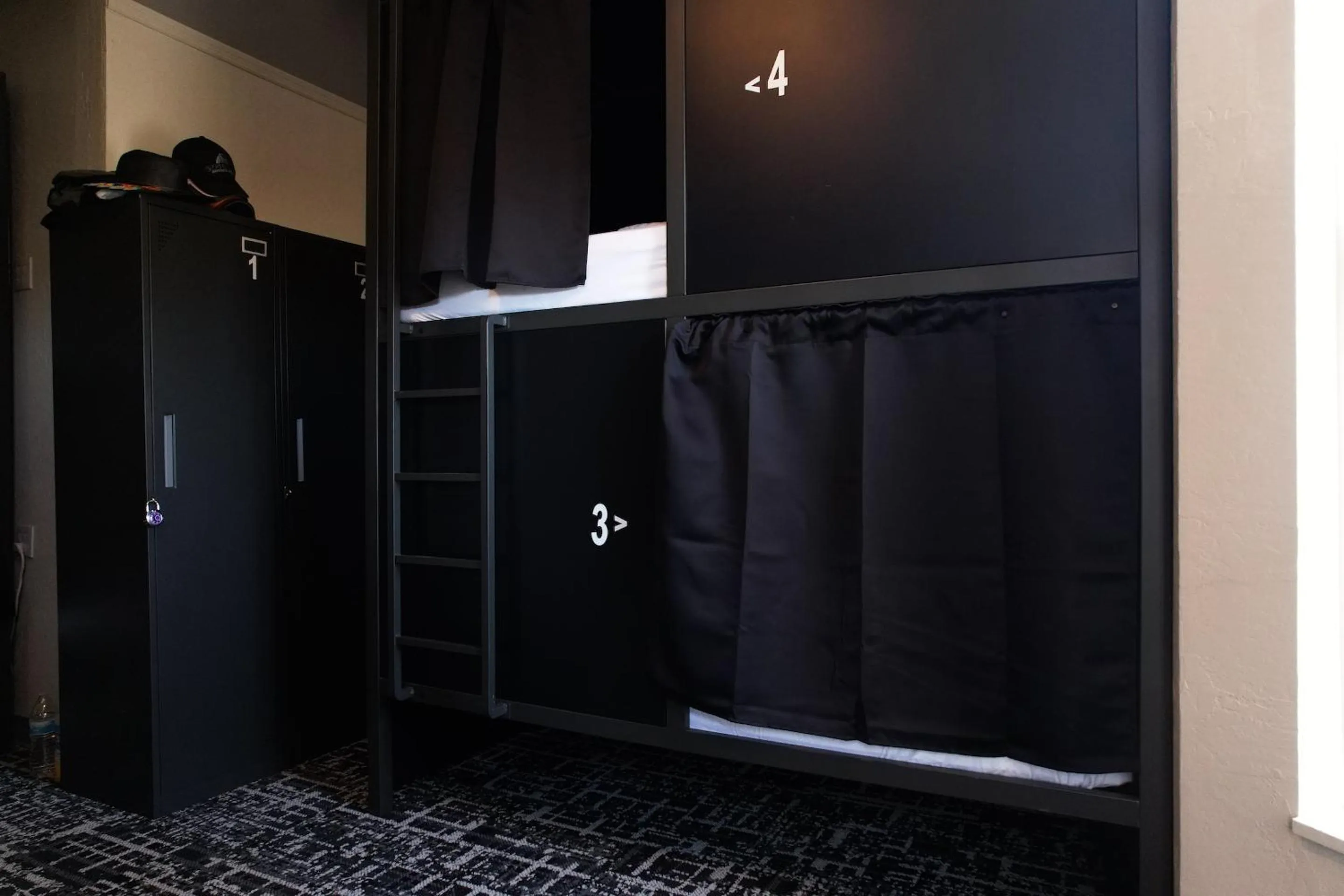 Photo of the whole room in Nap York San Francisco Sleep Station