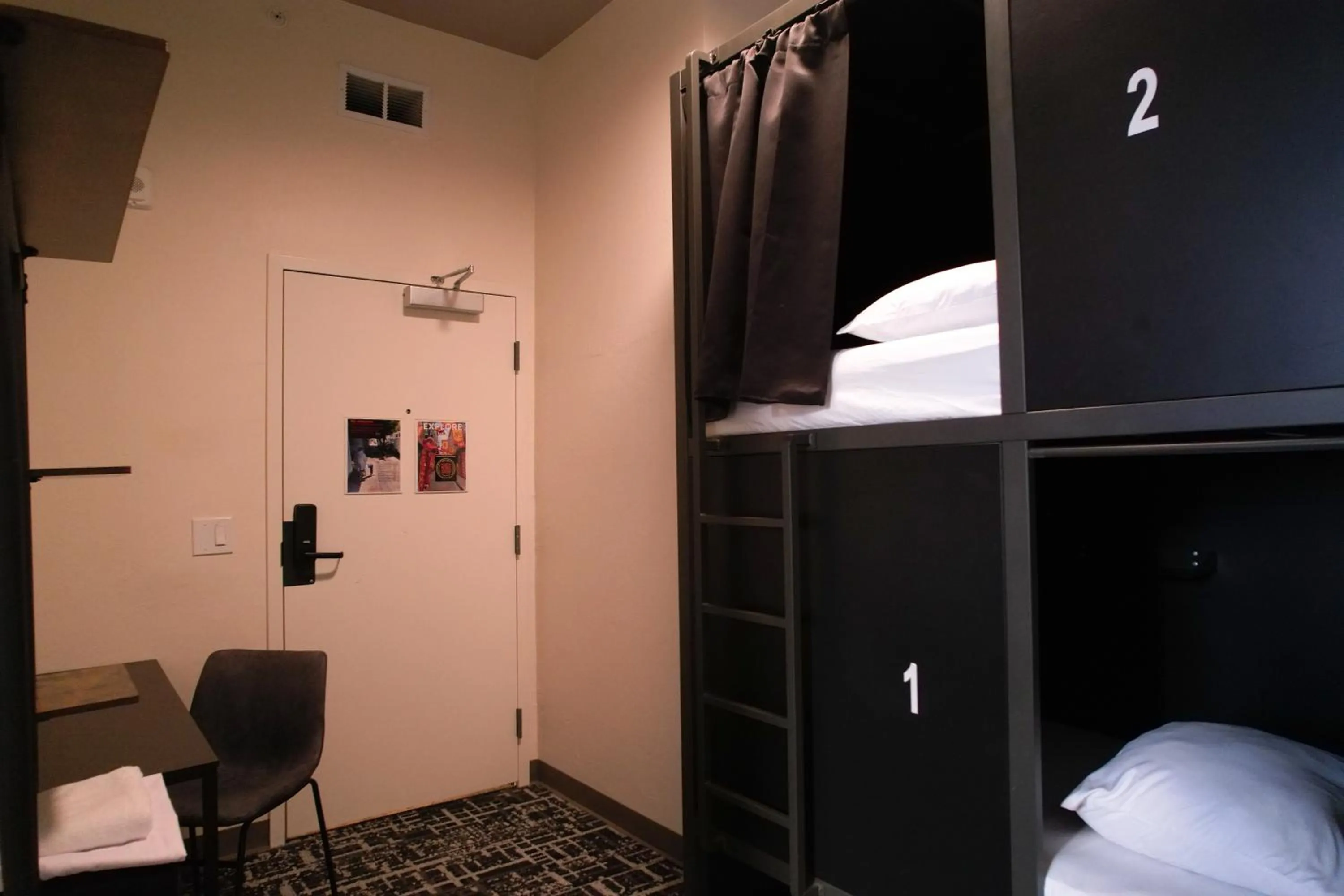 Photo of the whole room in Nap York San Francisco Sleep Station