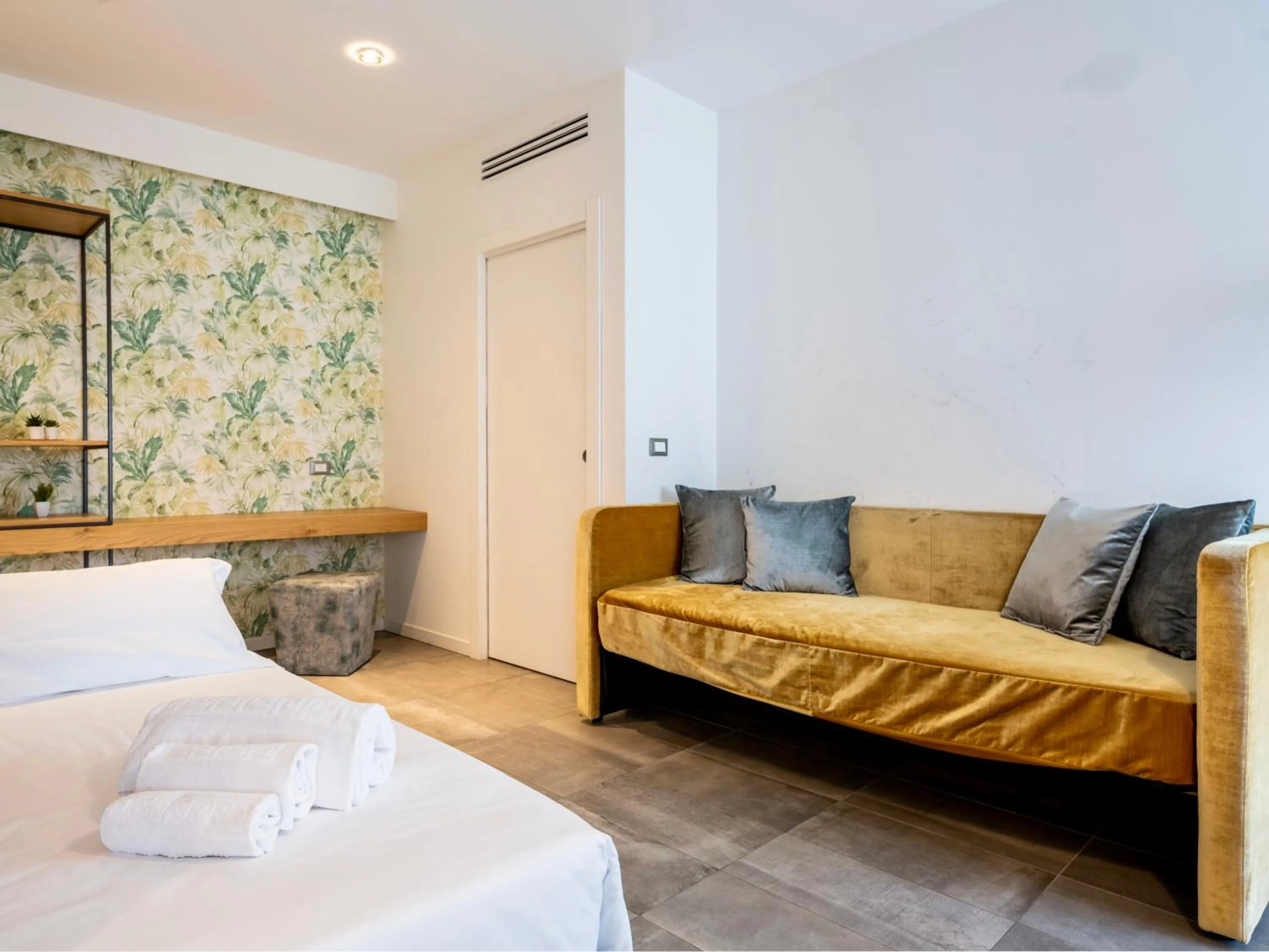 Bed in Venice Green Residence