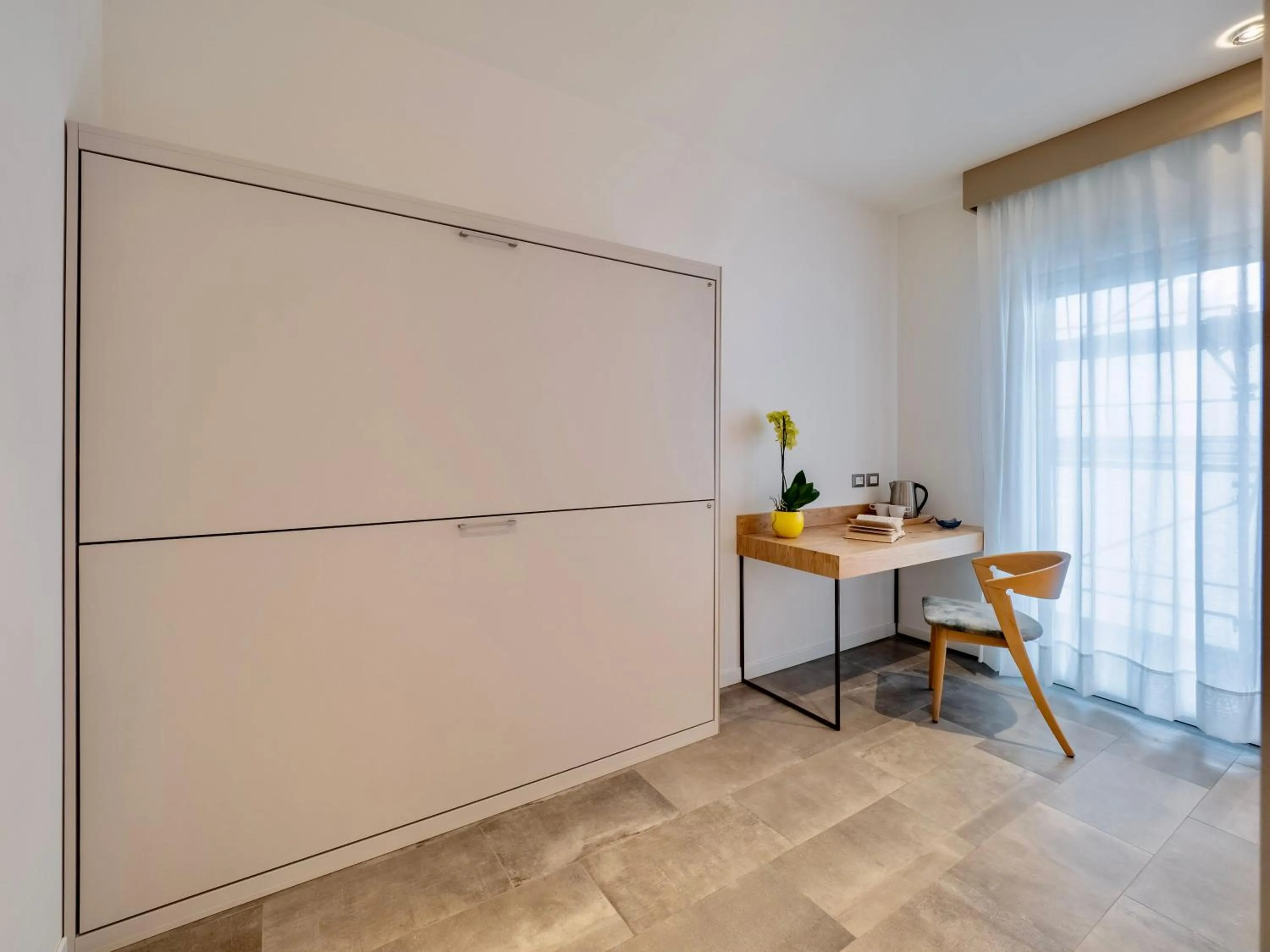 bunk bed in Venice Green Residence