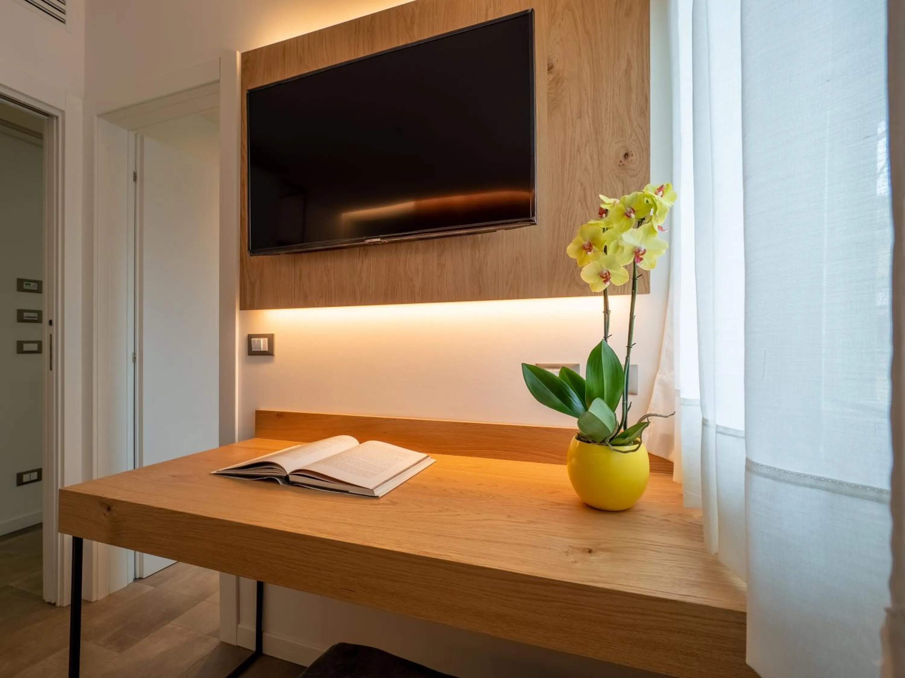 Bedroom in Venice Green Residence