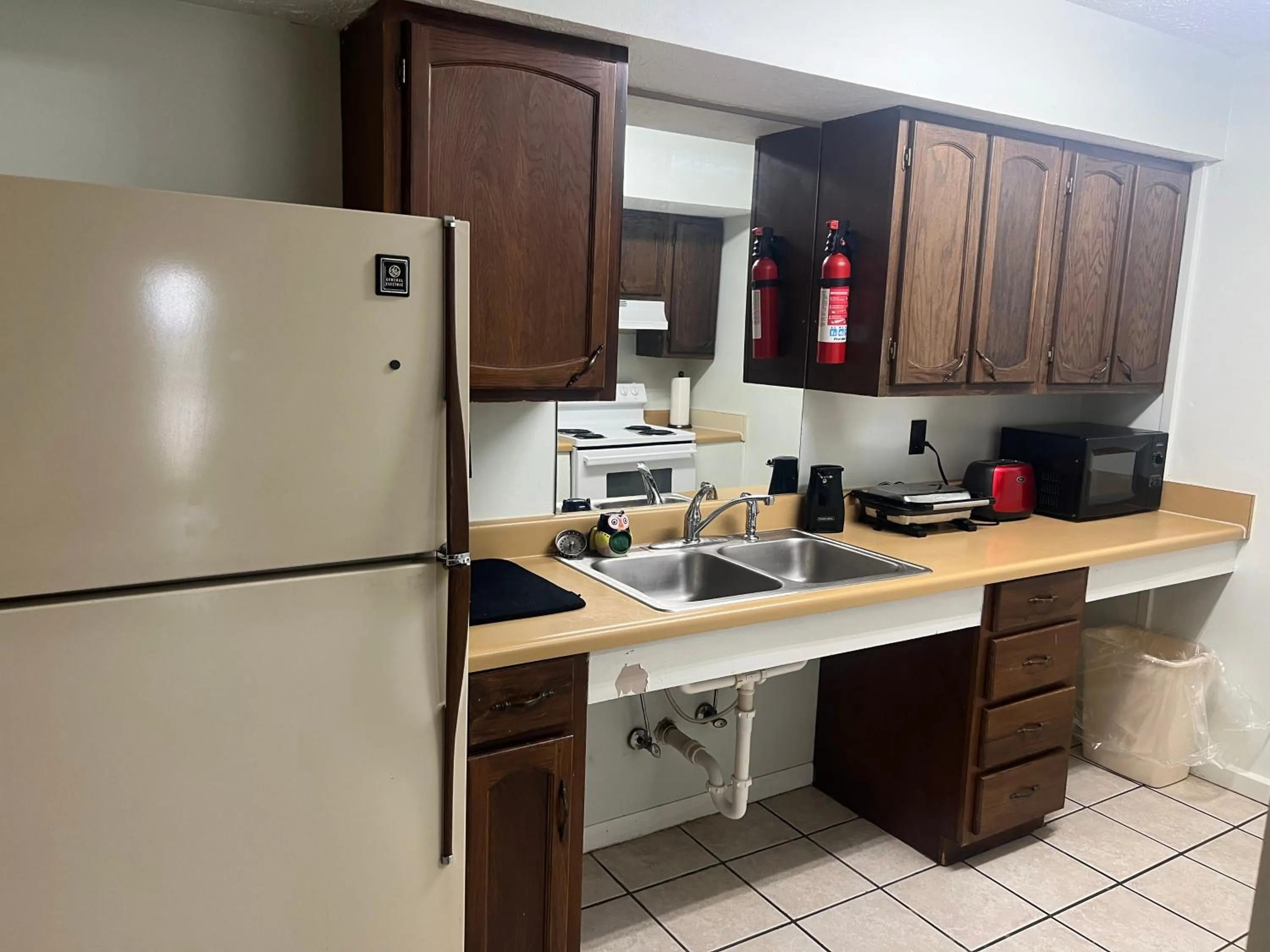 Kitchen or kitchenette in Towne inn