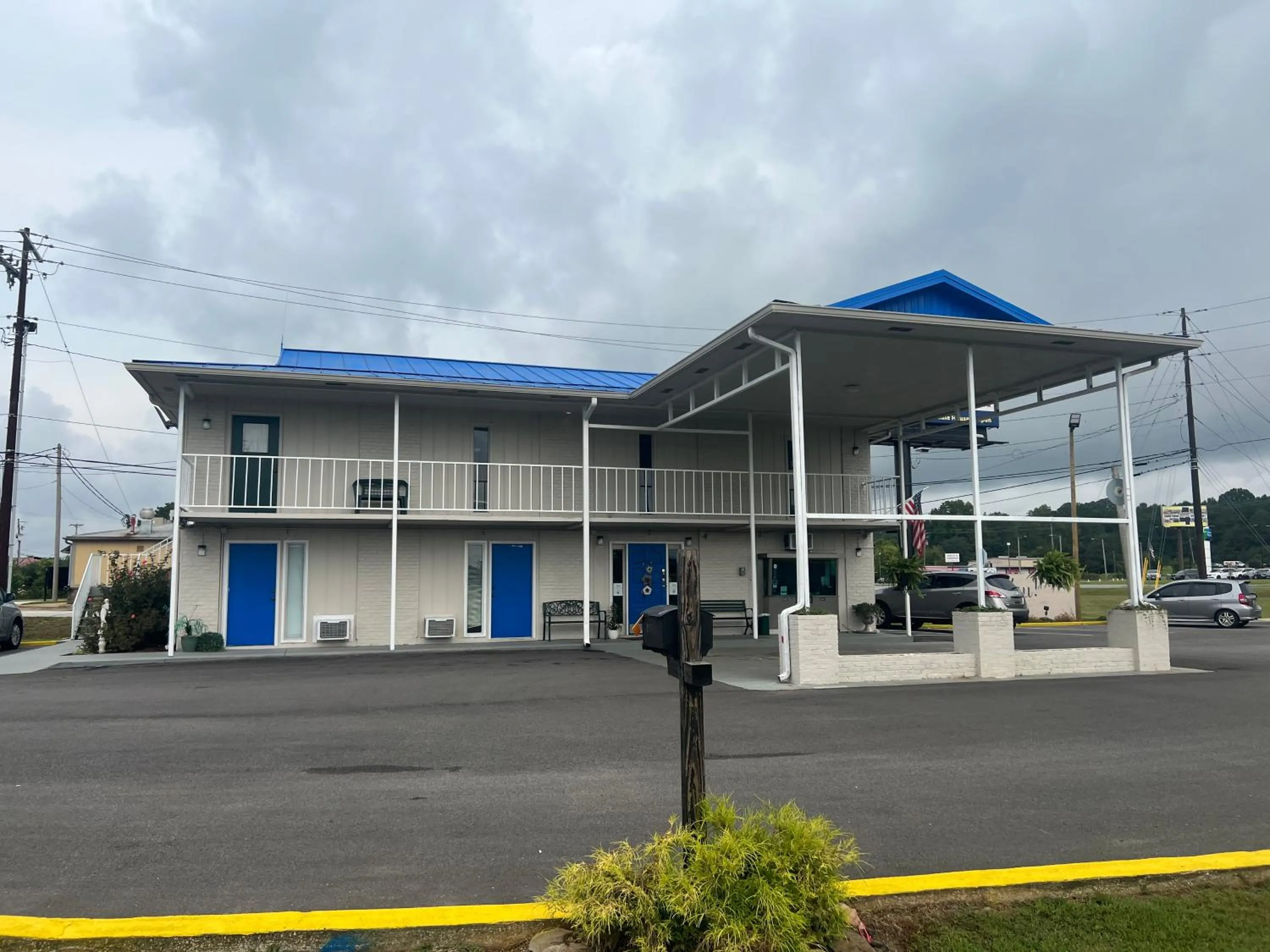 Facade/entrance in Towne inn