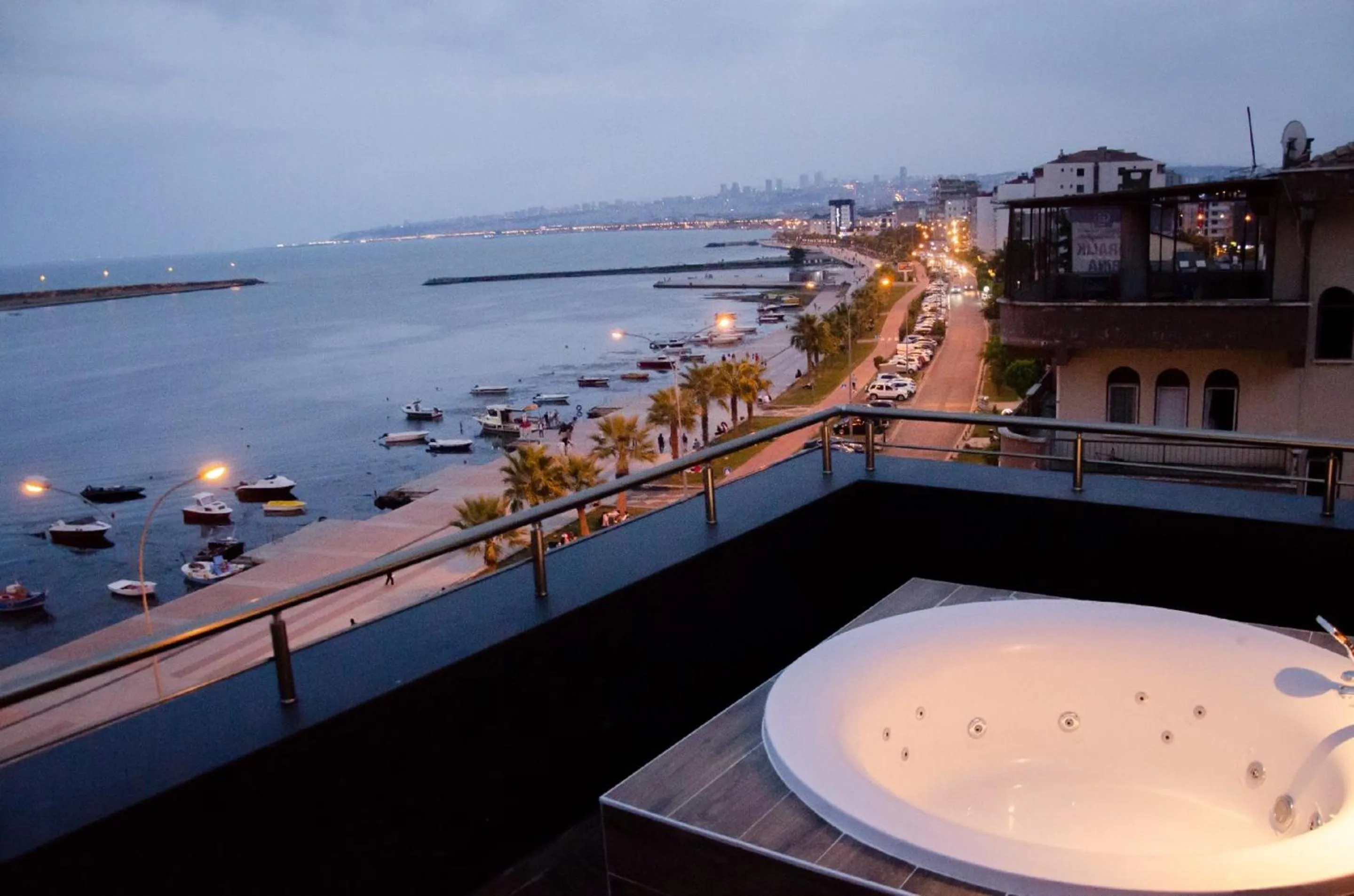 Day in Çepni's HOTEL