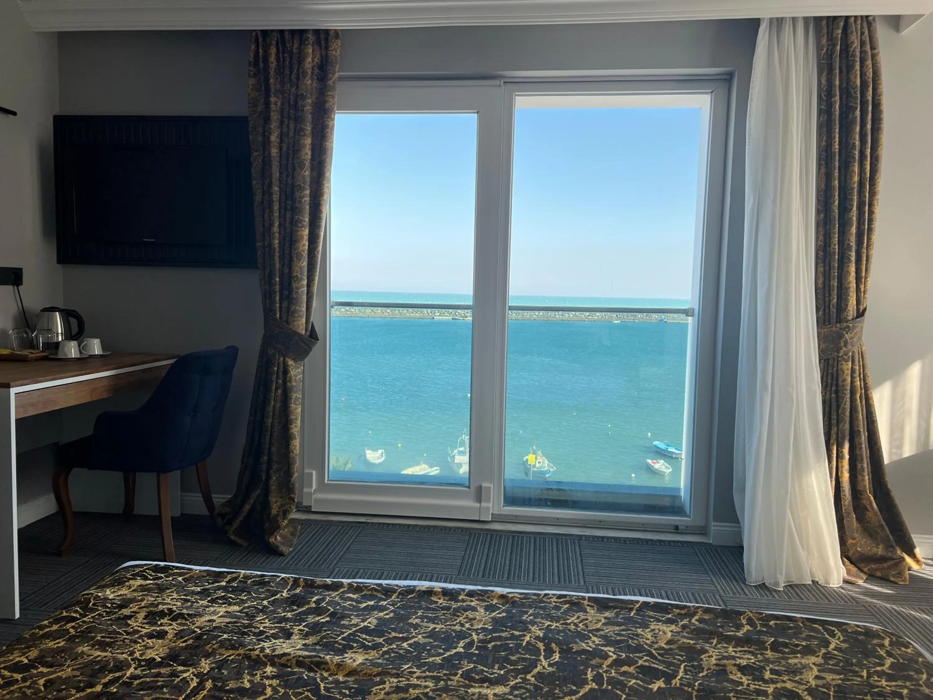 Bed in Çepni's HOTEL