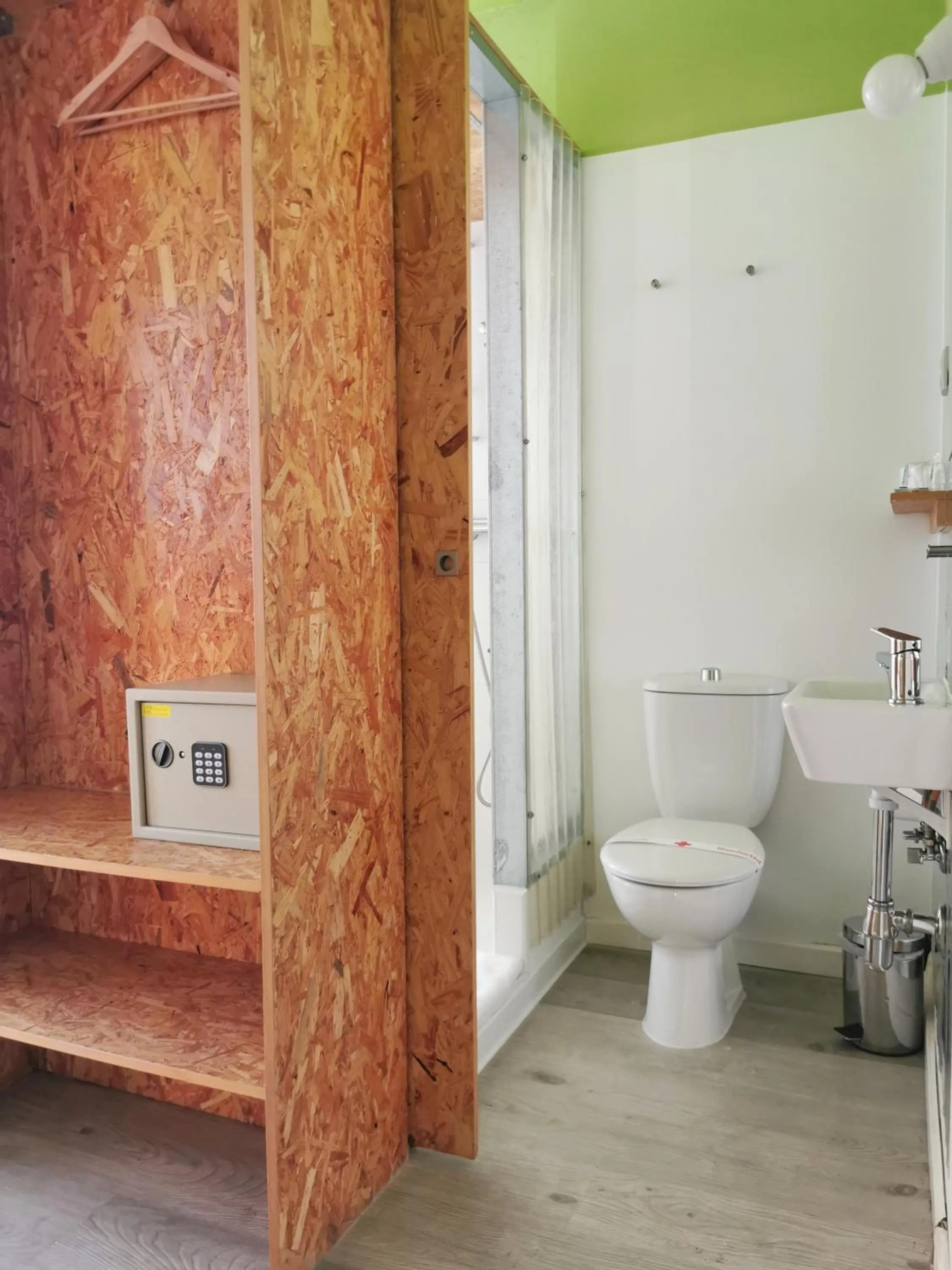 Shower in La Posada de El Chaflán