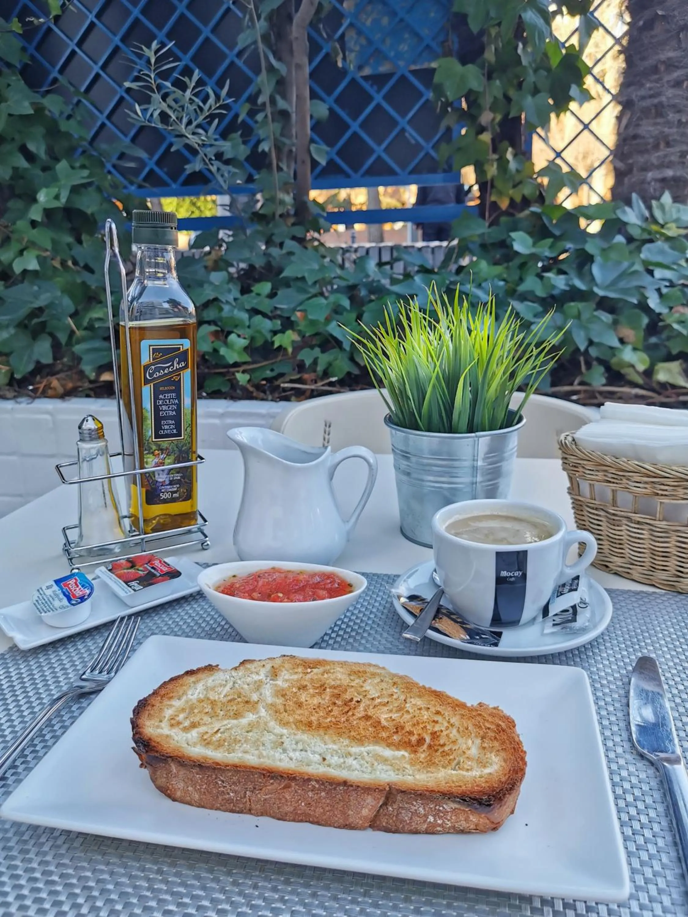 Breakfast in La Posada de El Chaflán