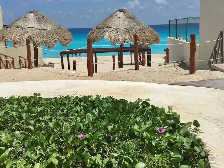 Beach in Villas Tropical By Andiani