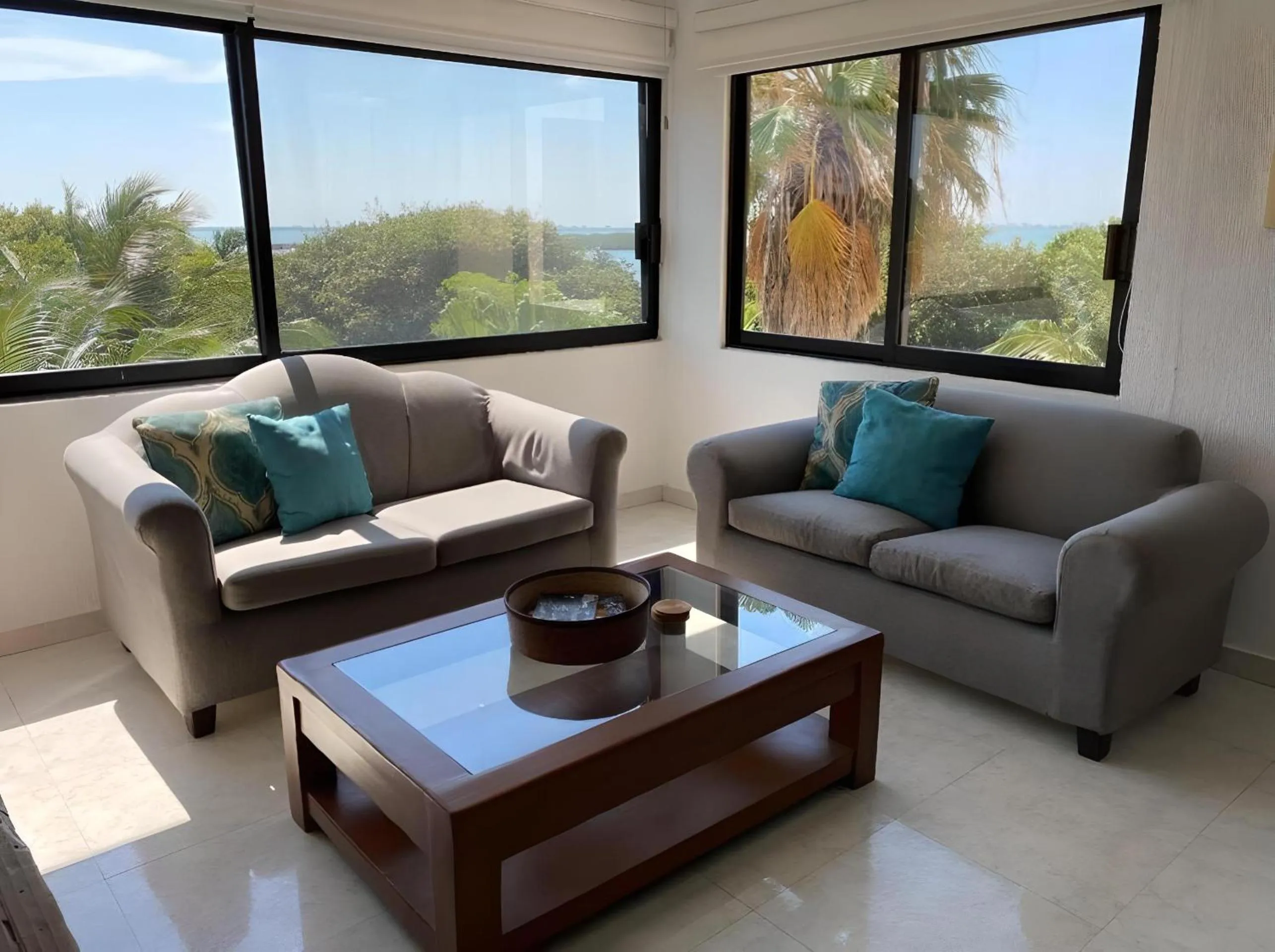 Patio in Villas Tropical By Andiani