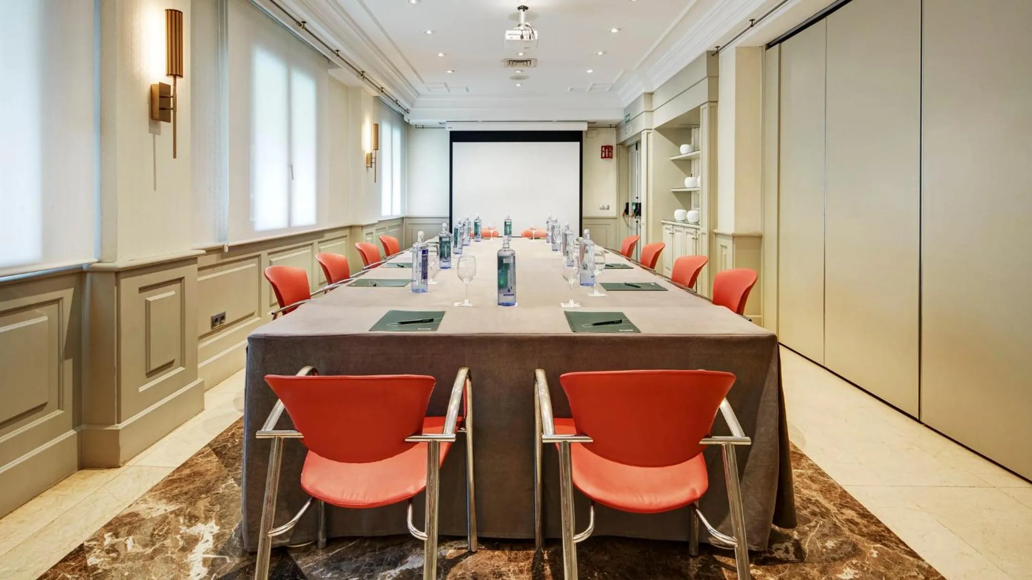 Meeting/conference room in Sercotel Gran Hotel Conde Duque