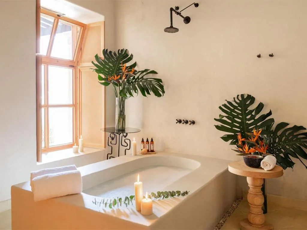 Bathroom in La Valise San Miguel de Allende, Member of Small Luxury Hotels
