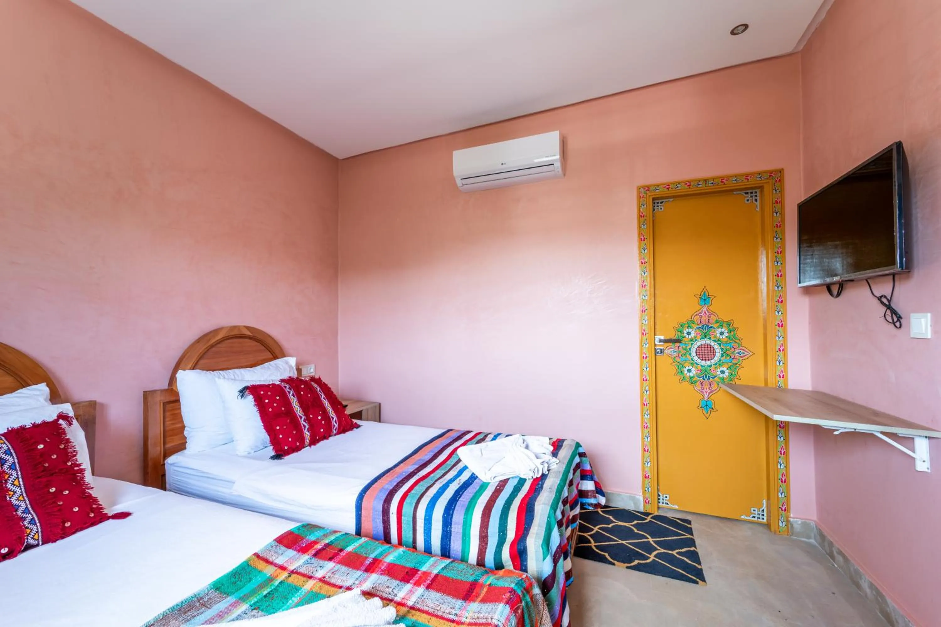 Bed in Riad Les Nuits De Fès