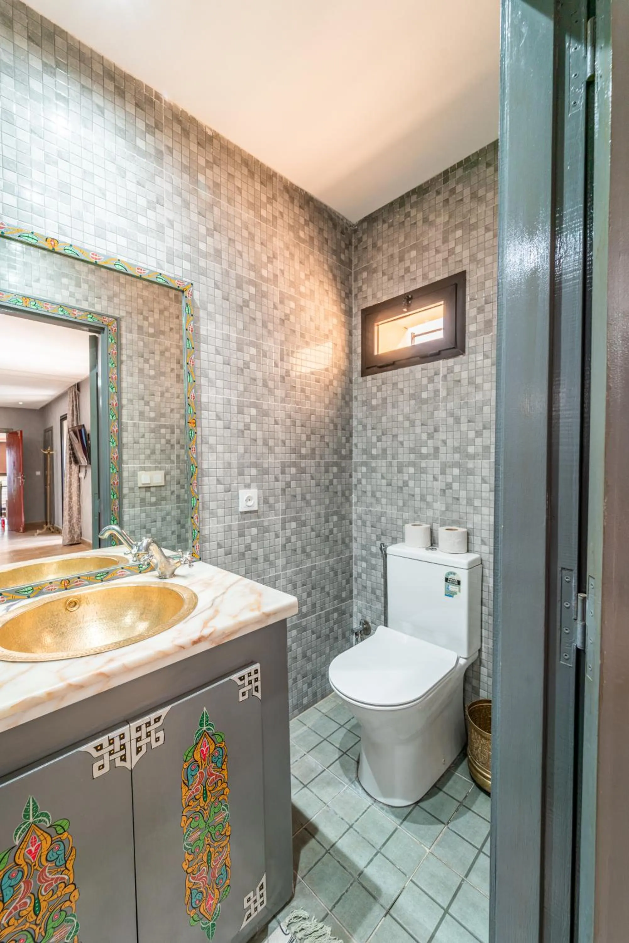 Toilet in Riad Les Nuits De Fès